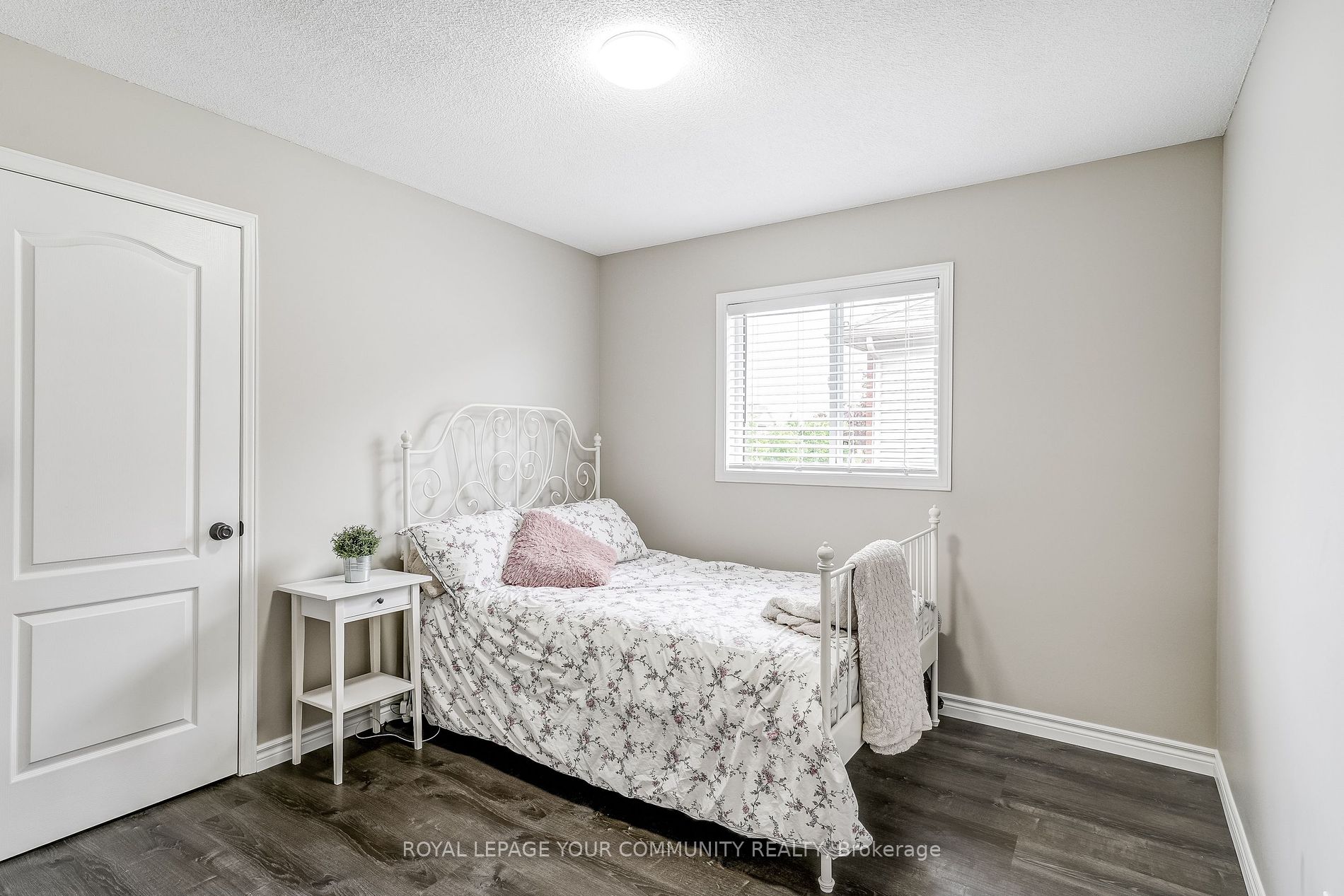 37 Joliette Place