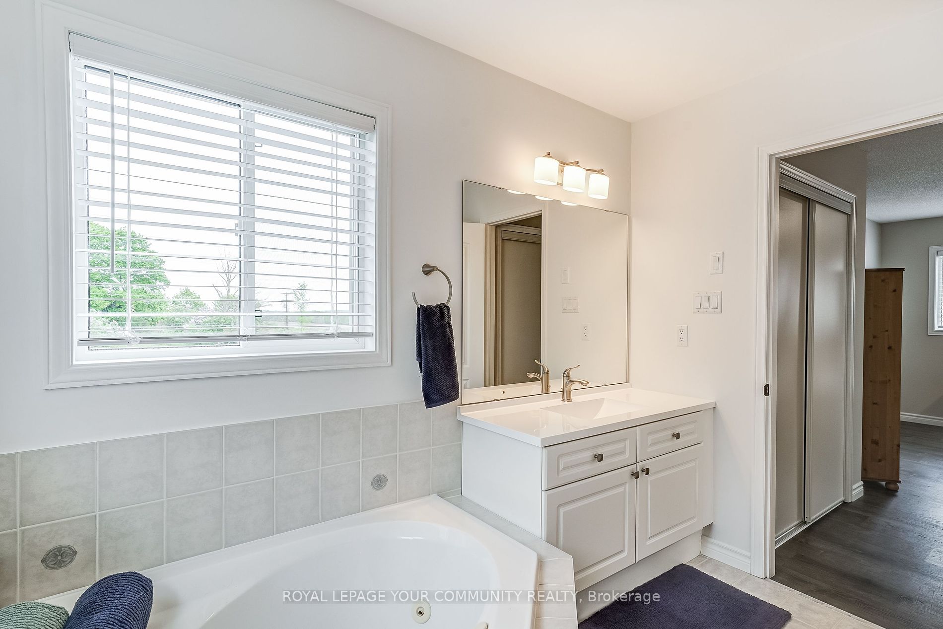 37 Joliette Place