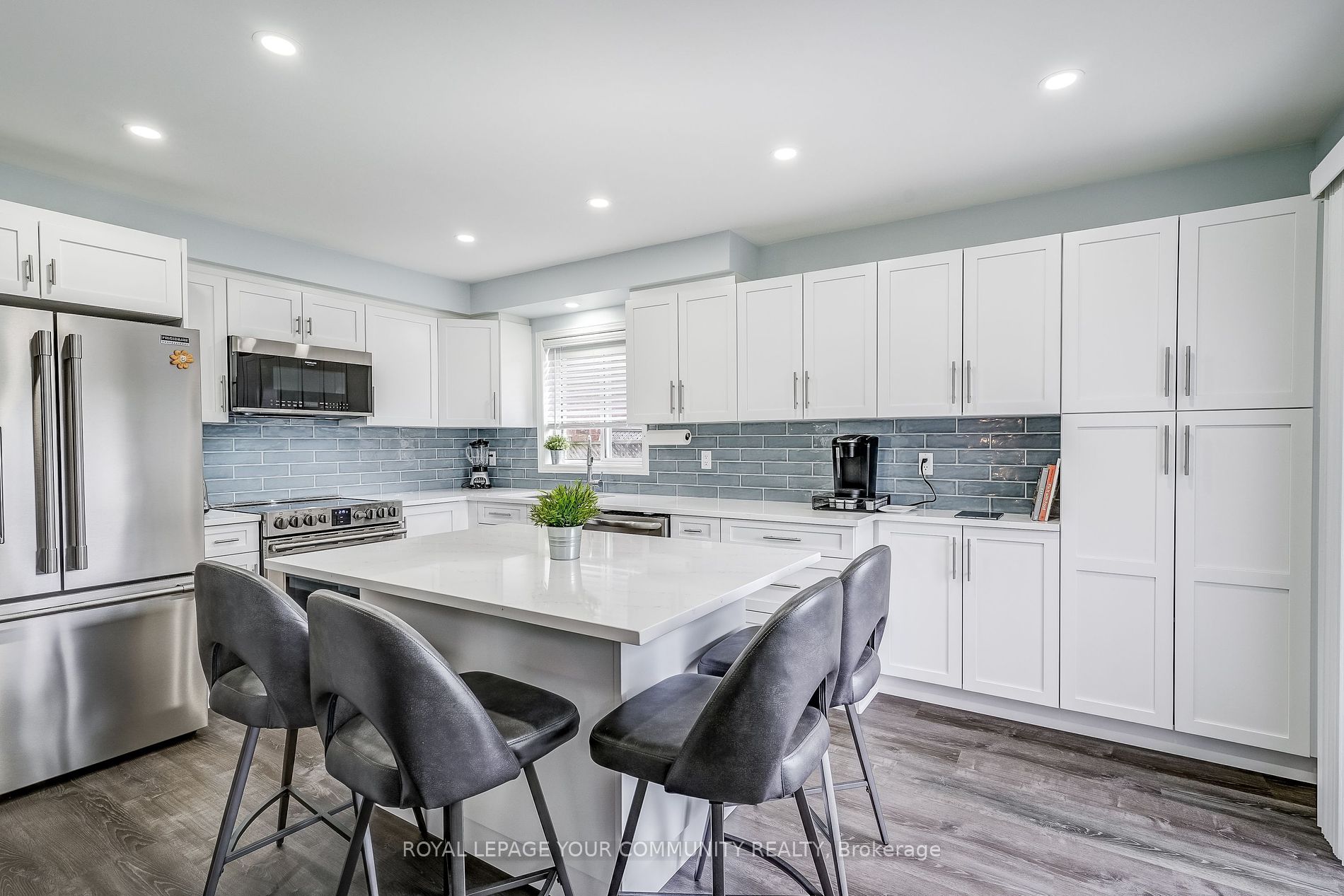 37 Joliette Place