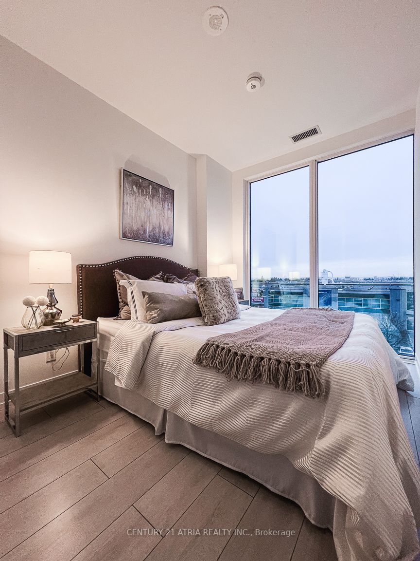 950 Portage Pkwy, #202