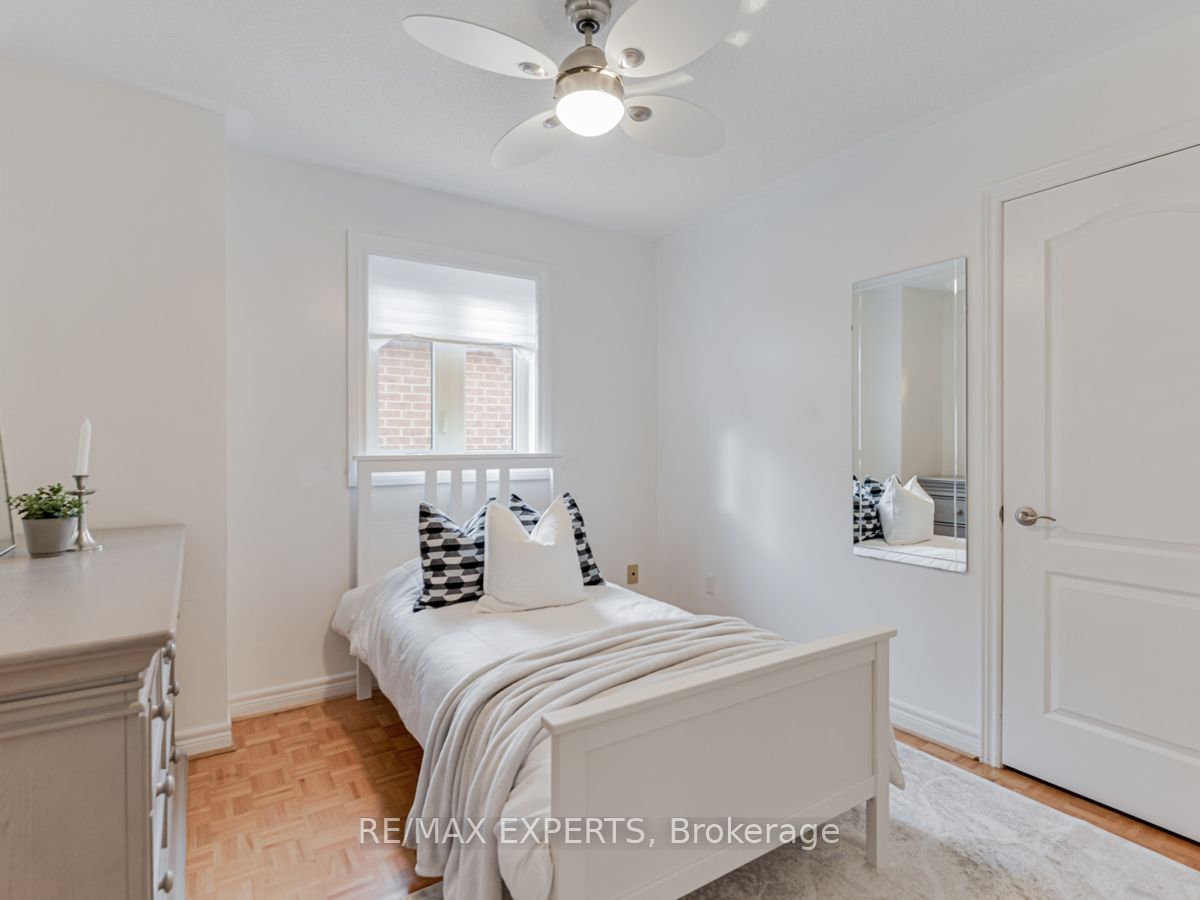 71 Castlepoint Drive