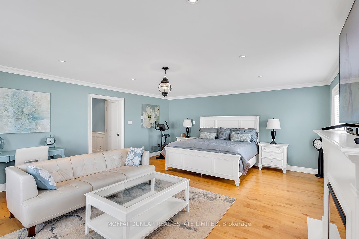 124 Elmpine Trail