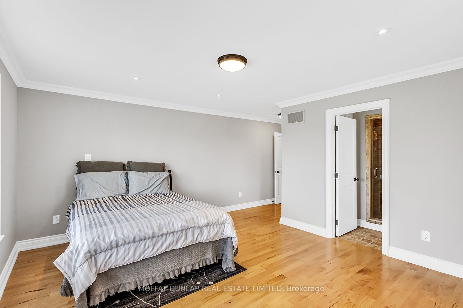 124 Elmpine Trail