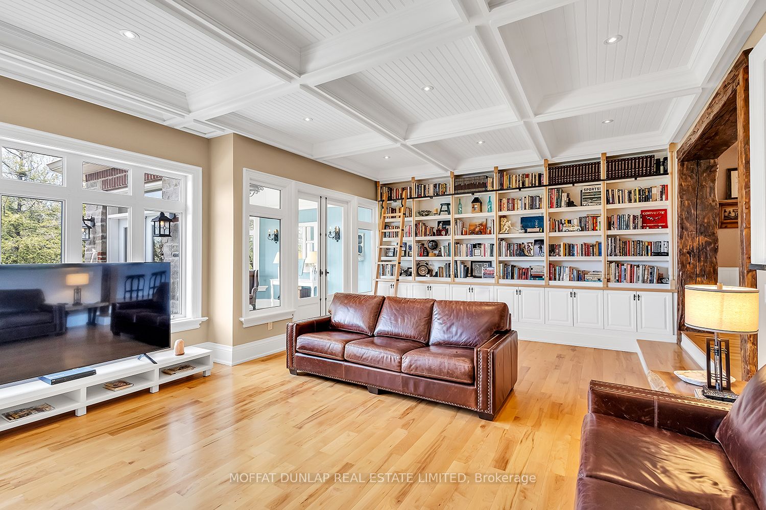 124 Elmpine Trail