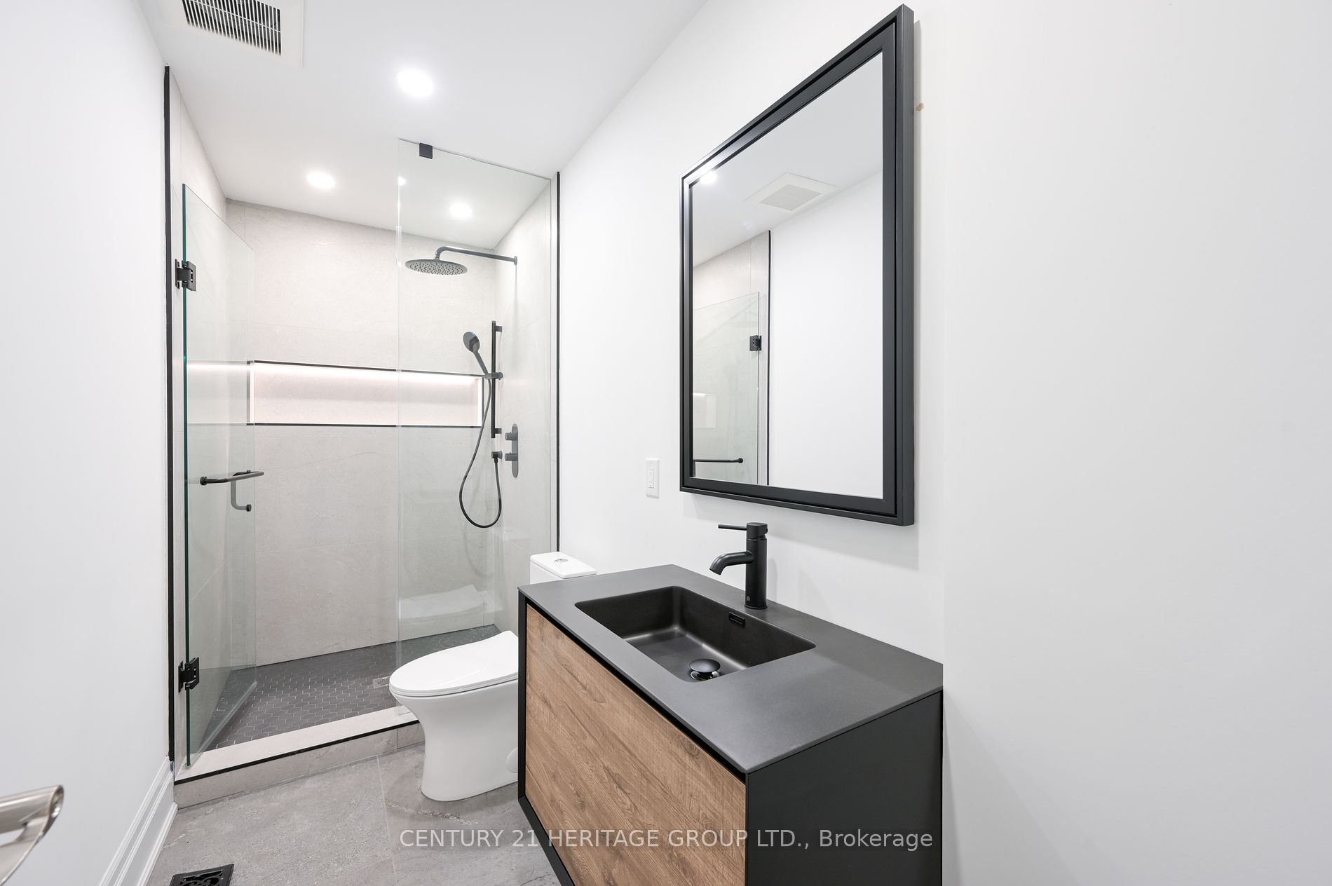 315 Bennet Dr