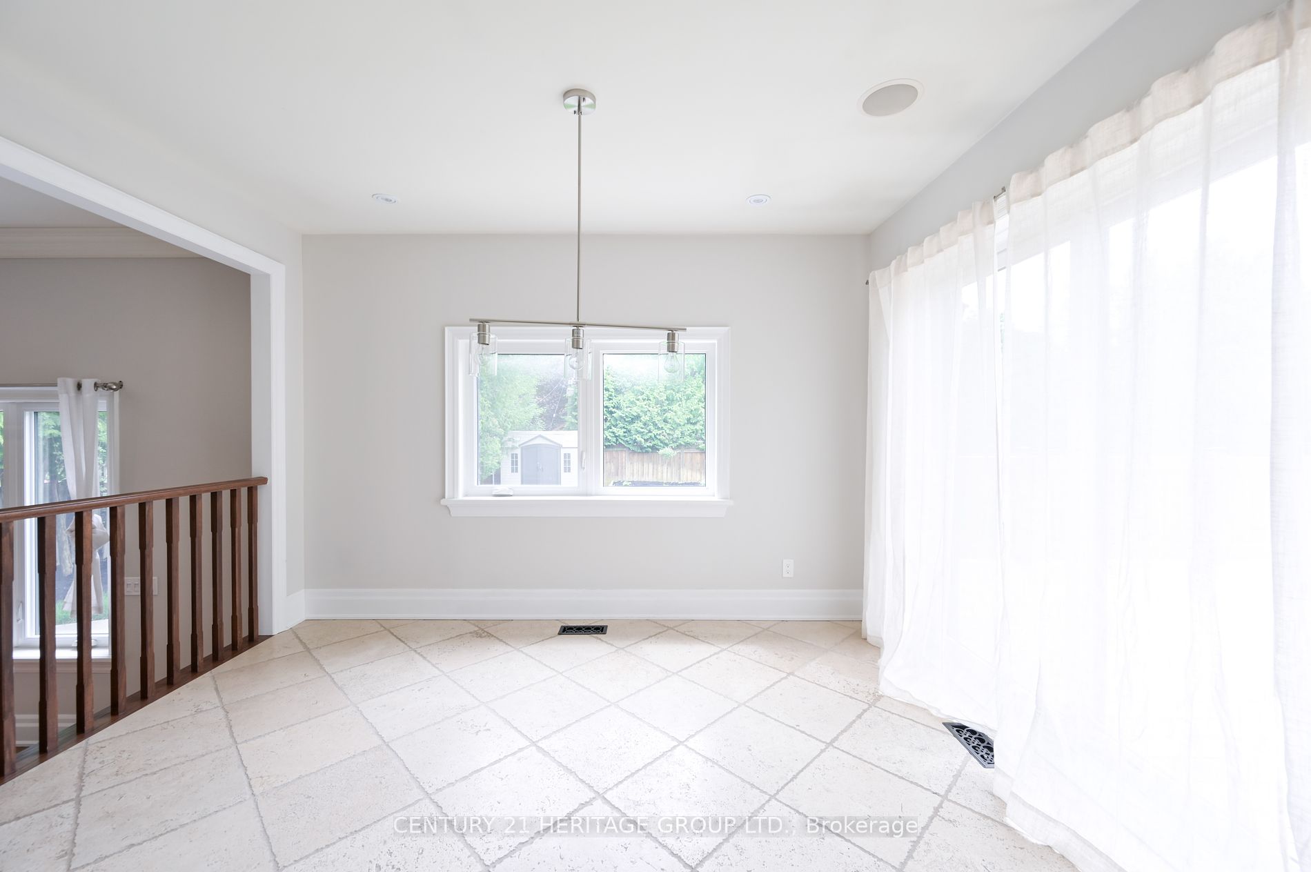 315 Bennet Dr