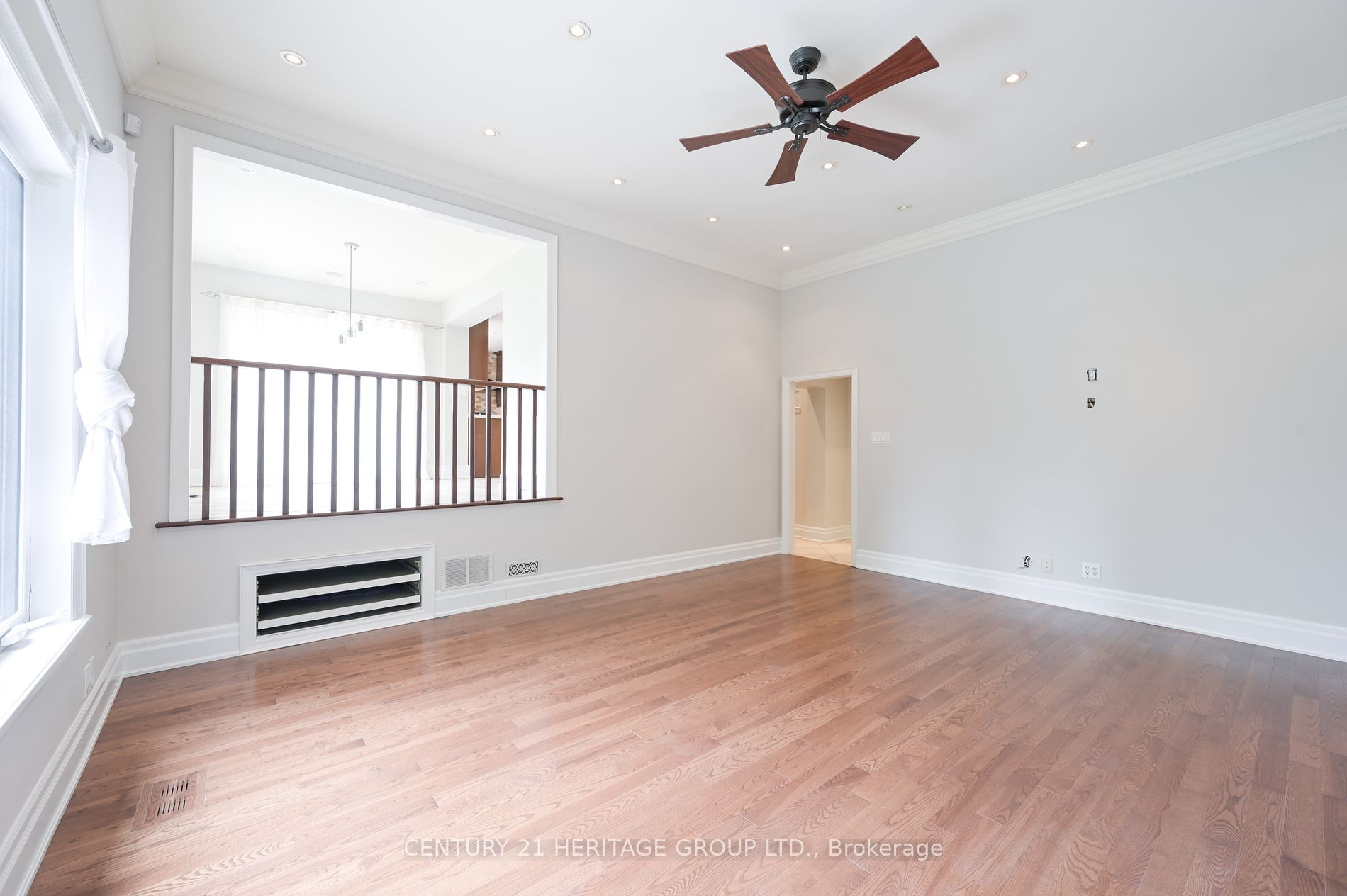 315 Bennet Dr