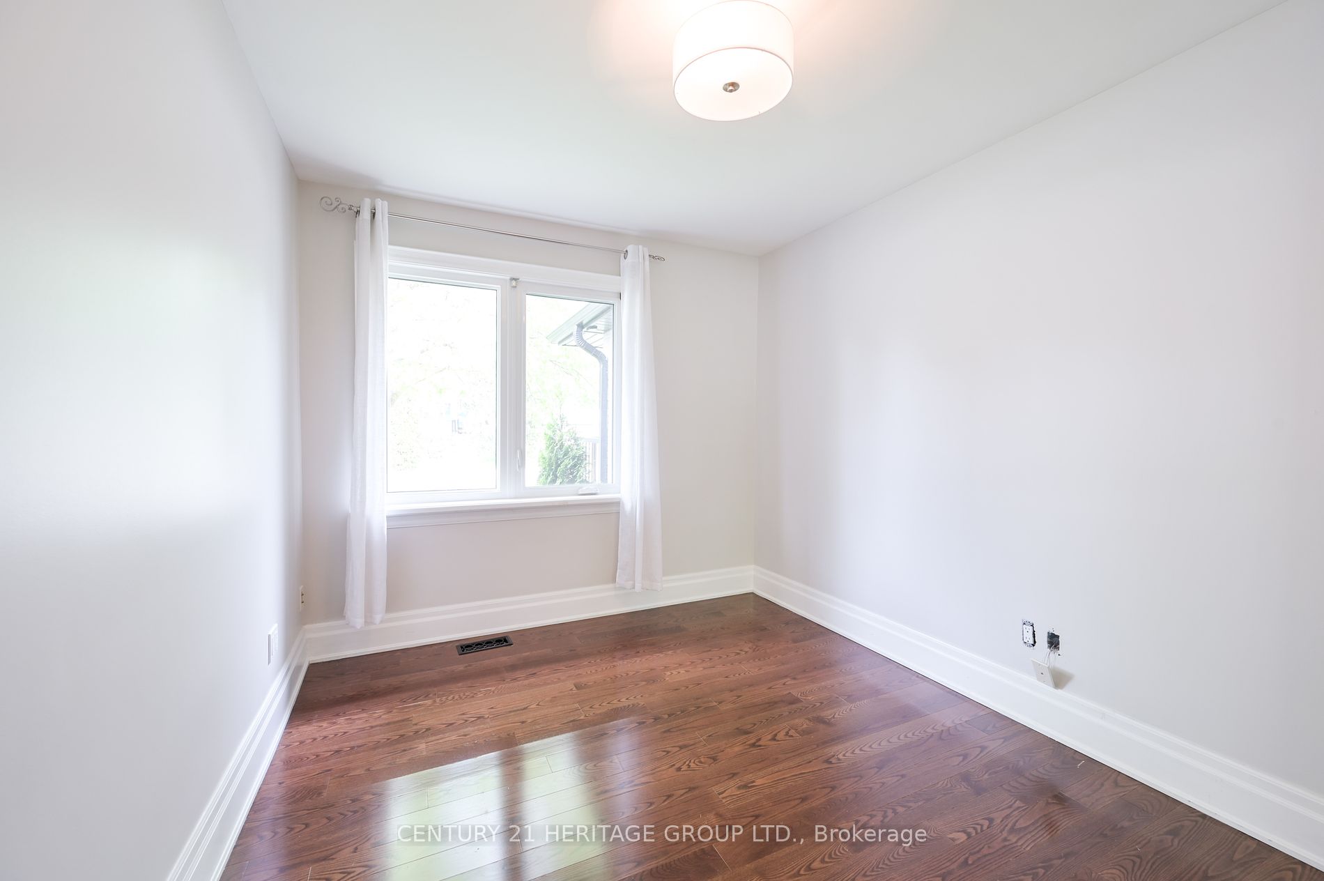 315 Bennet Dr