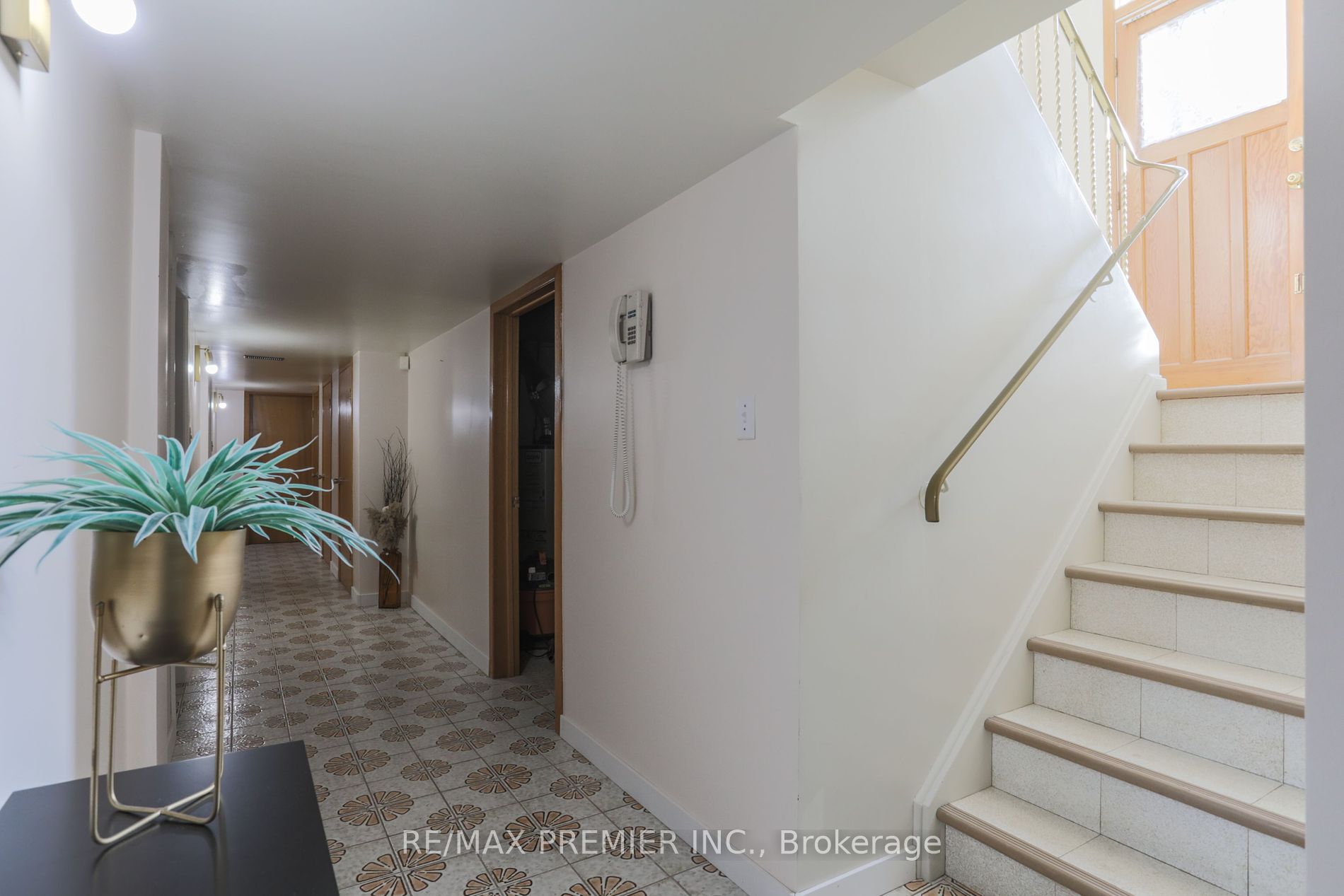 86 Harris Crescent #Bsmt