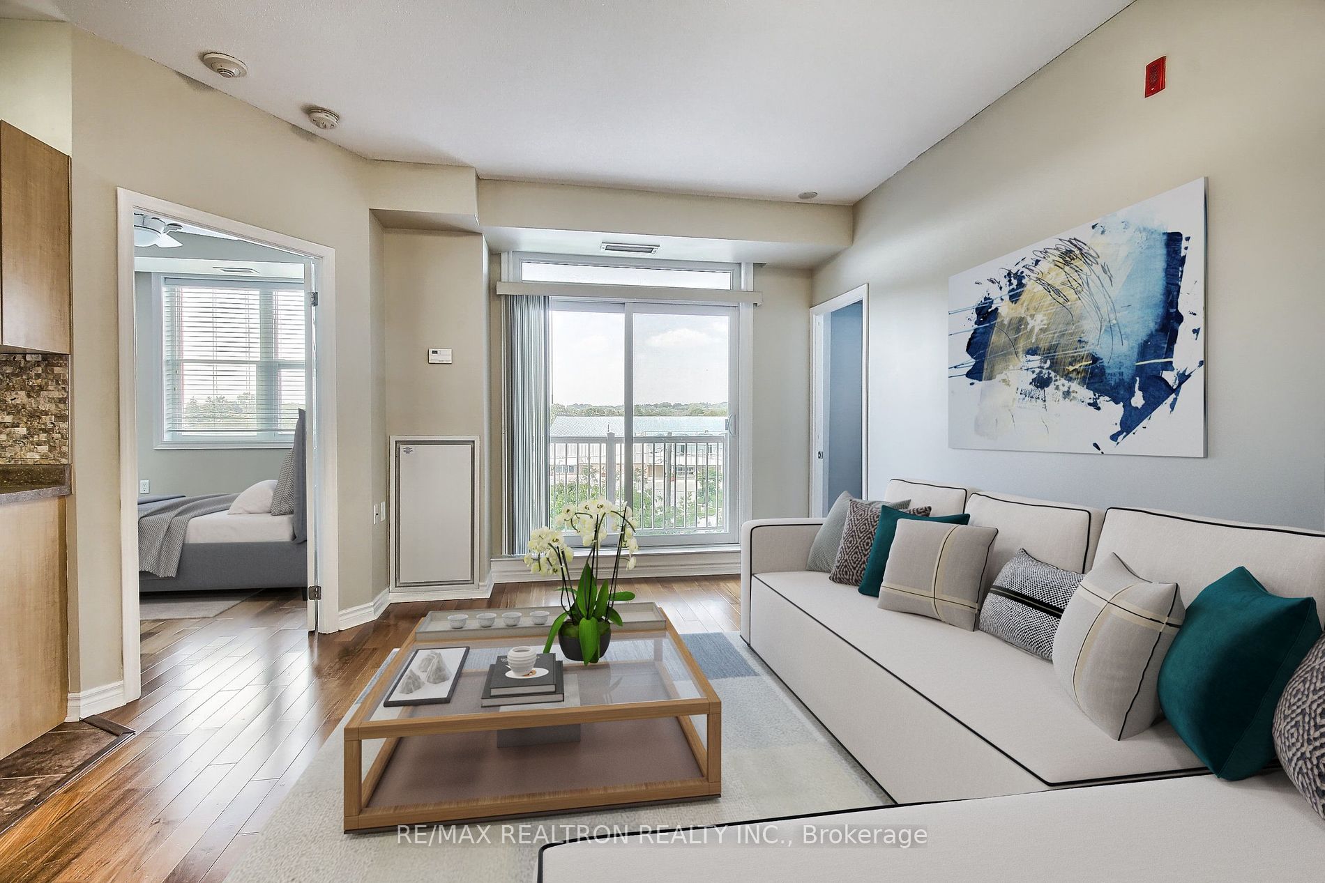 15450 Yonge Street #304