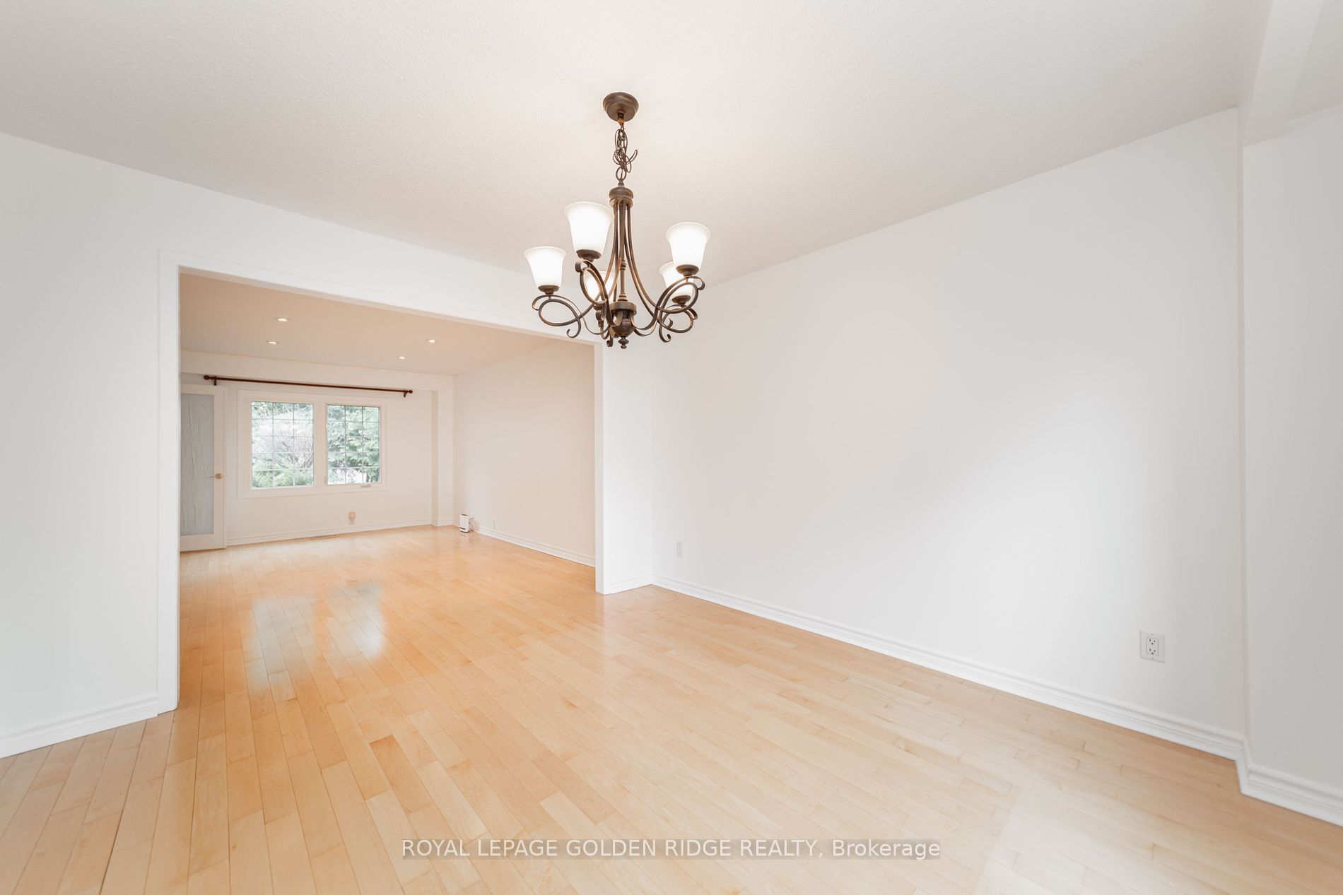 151 Old Surrey Lane