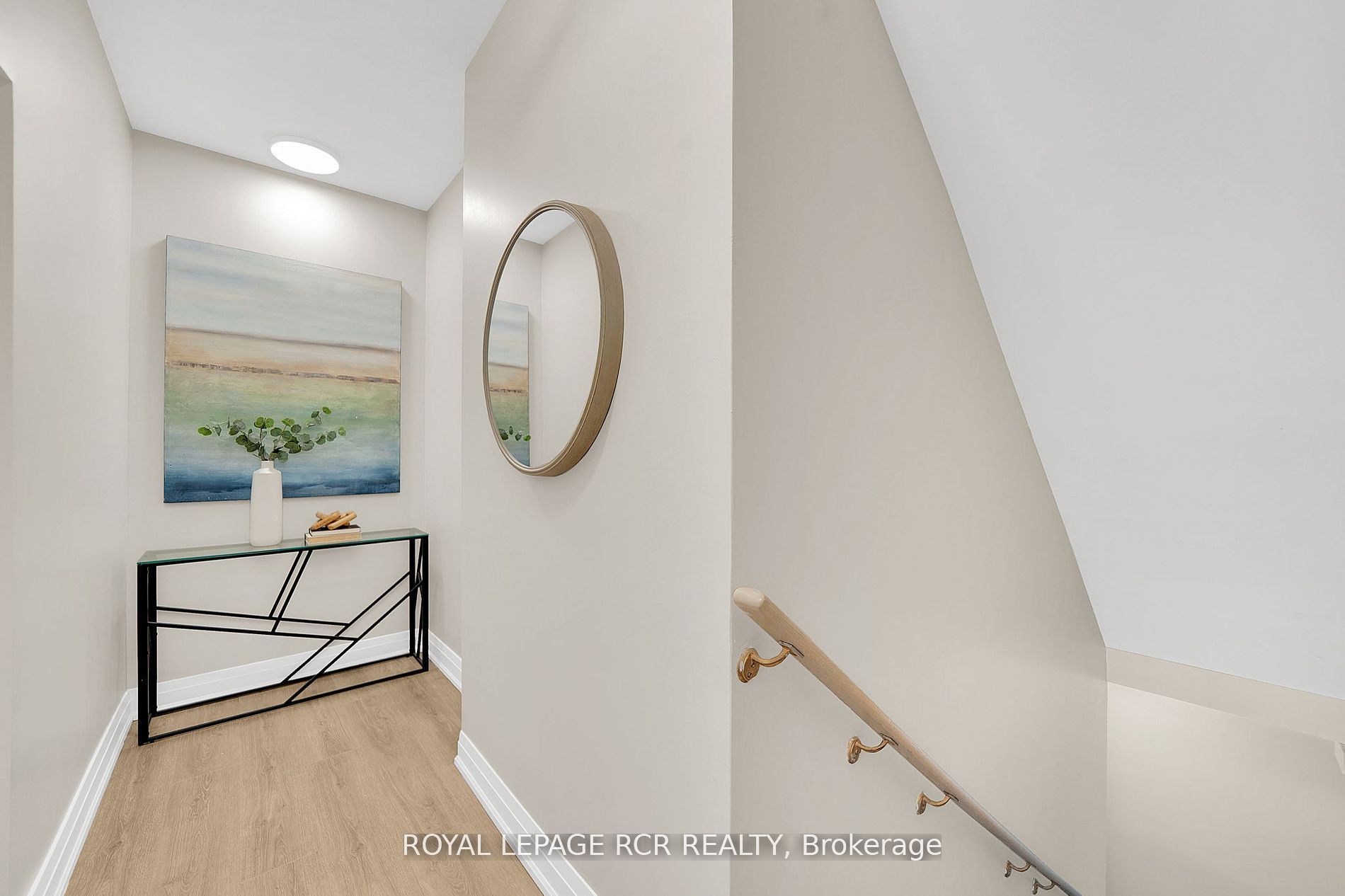 18 Coles Ave, #603