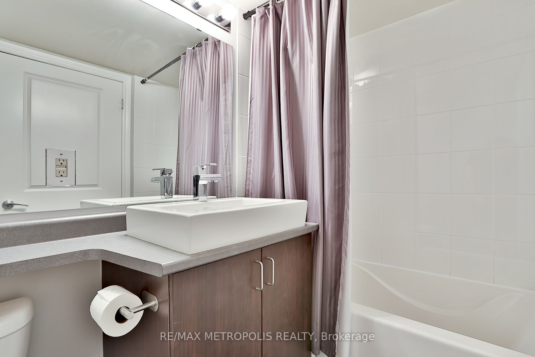 7730 Kipling Avenue #311