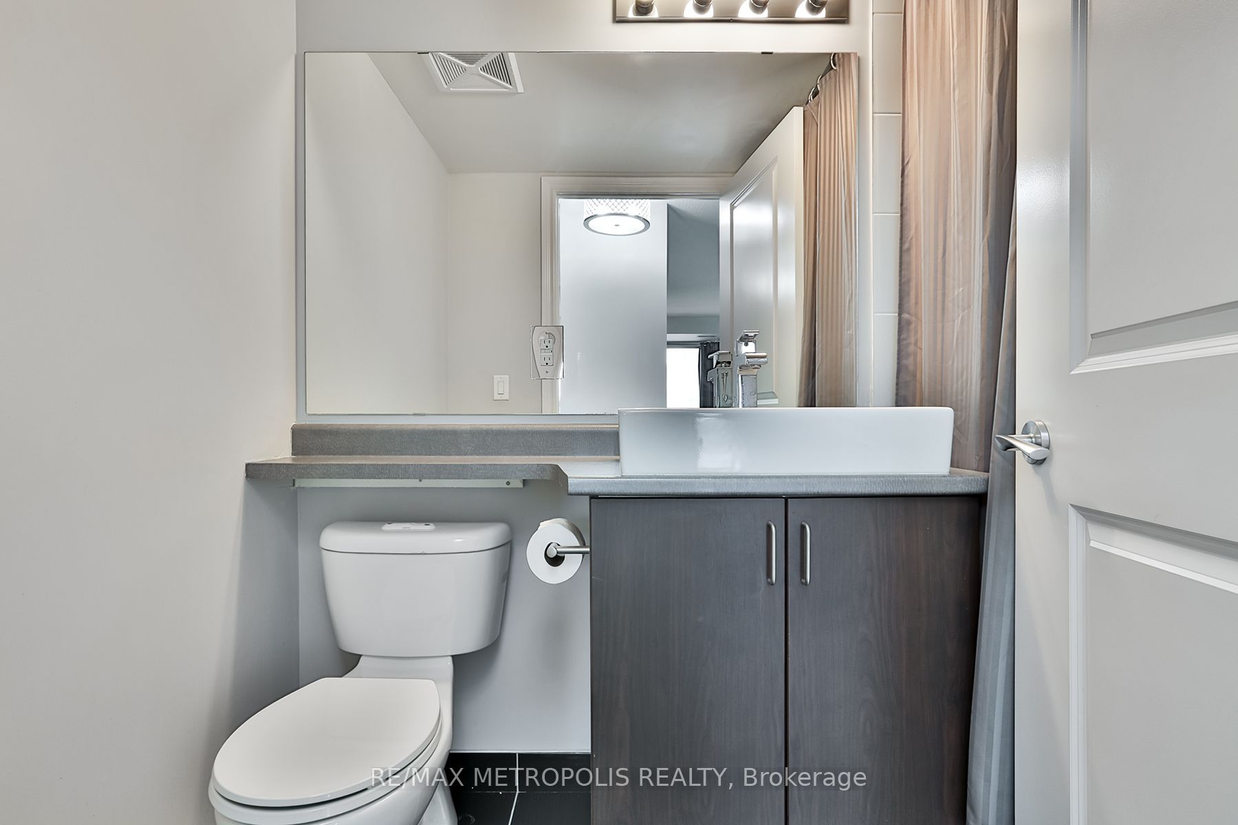 7730 Kipling Avenue #311