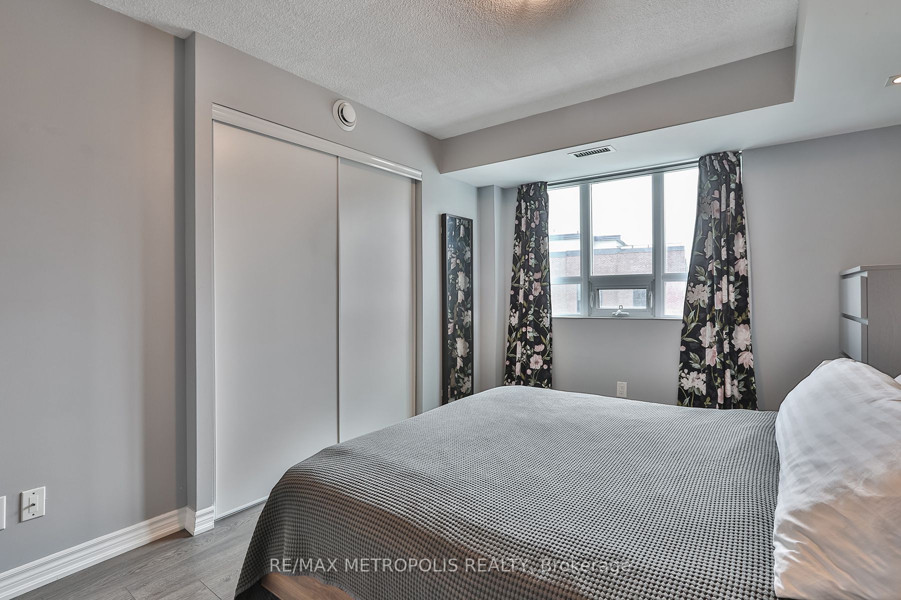 7730 Kipling Avenue #311