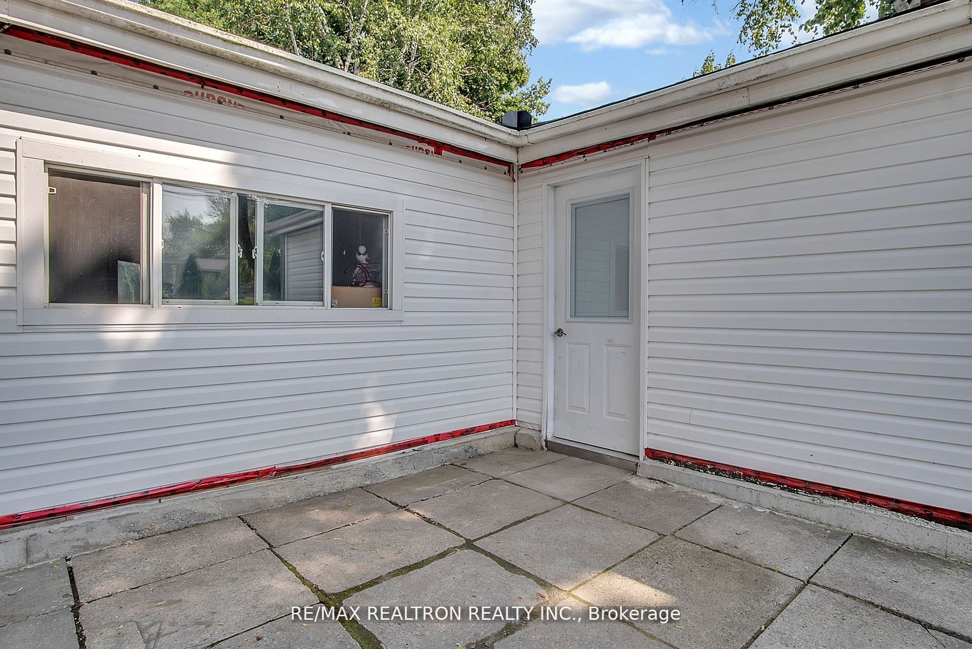 2083 St John's Rd