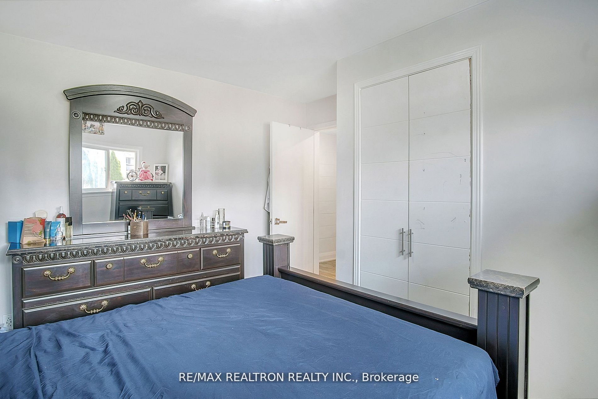 2083 St John's Rd