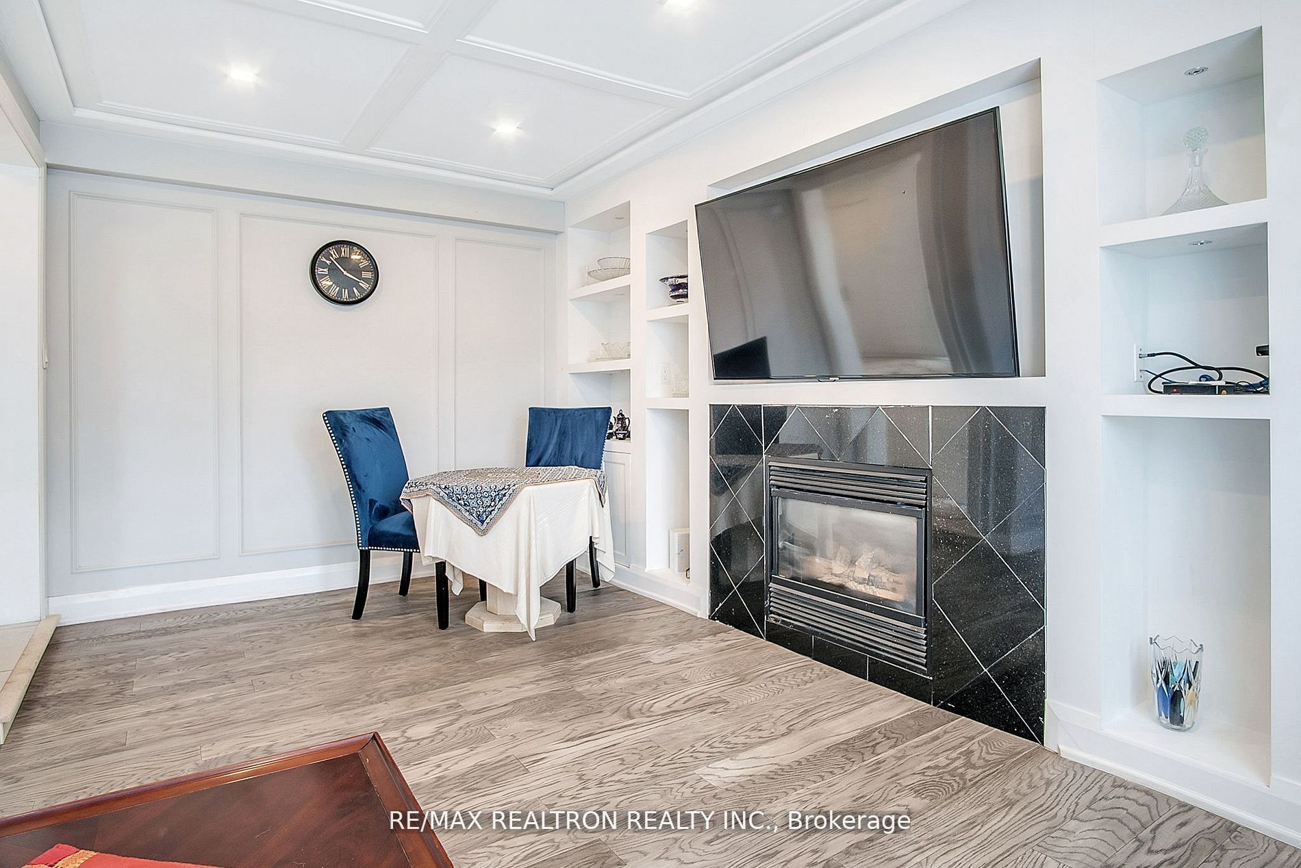 2083 St John's Rd