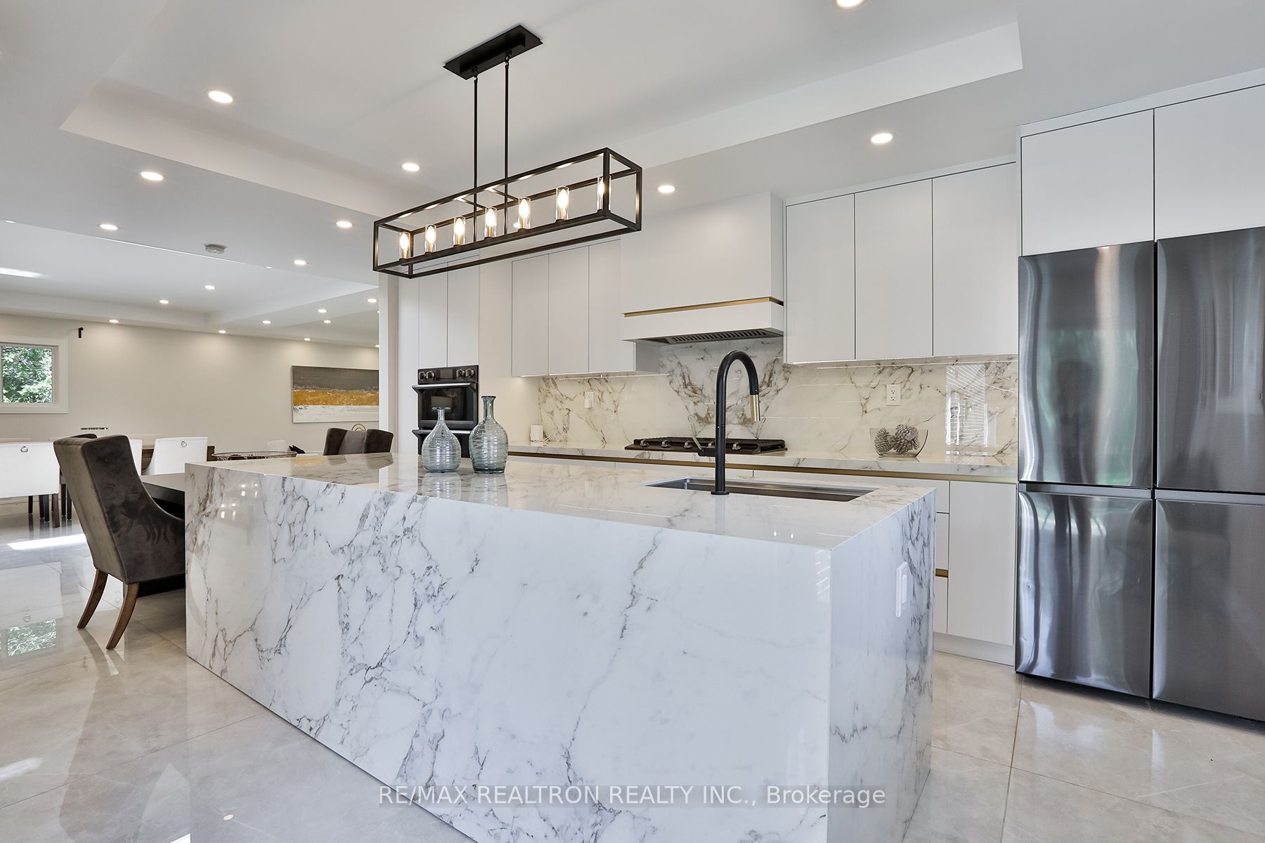 80 Sprucewood Dr
