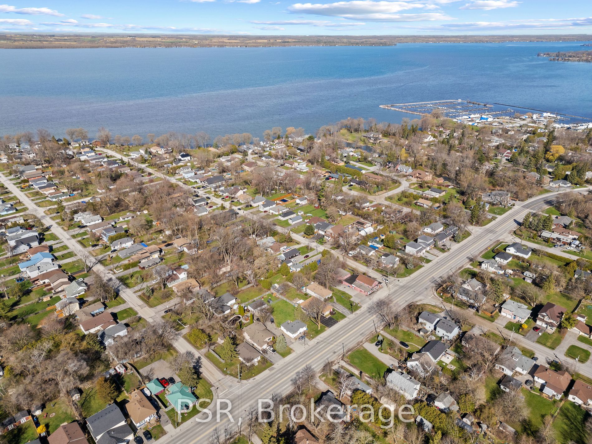 208 Bayview Ave