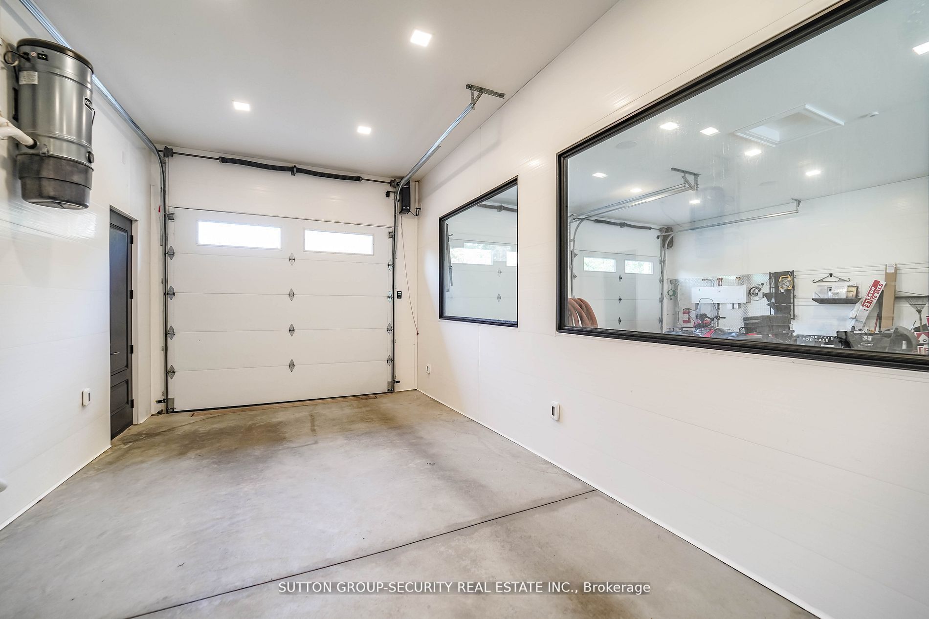 2464 15th Side Road