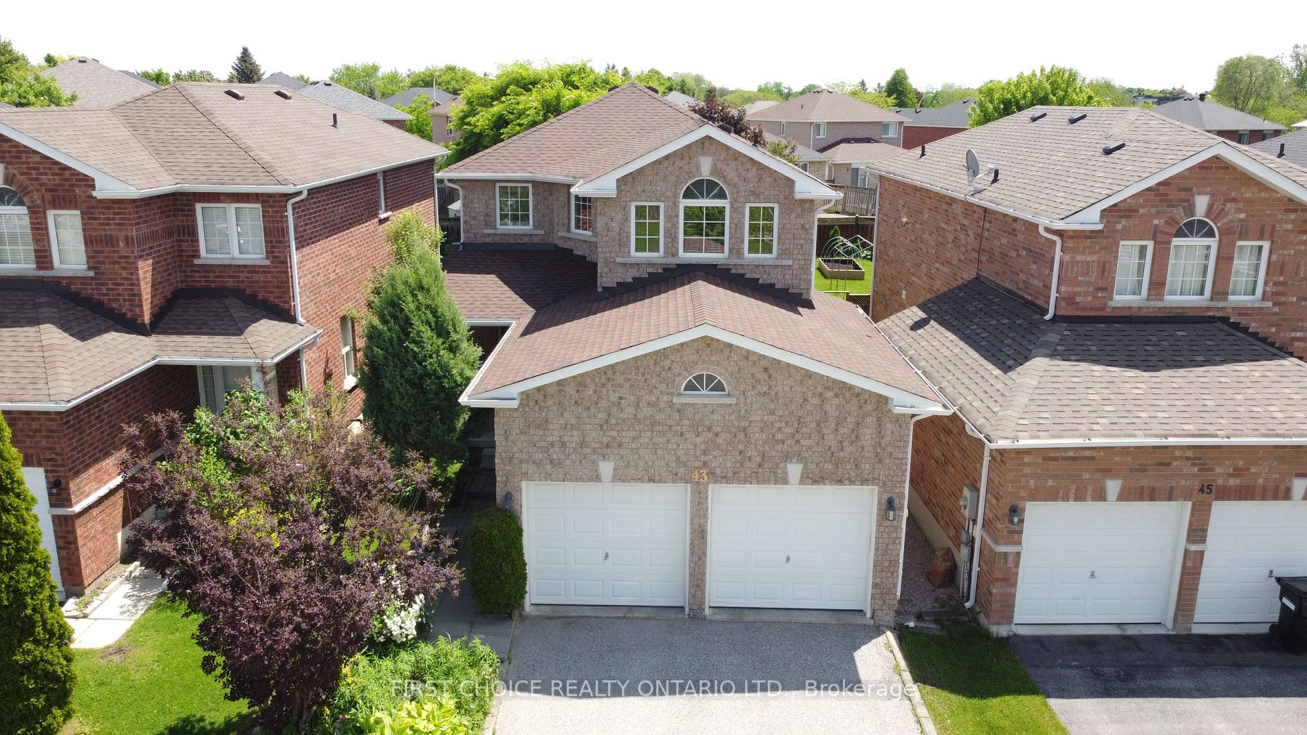 43 Buchanan Dr