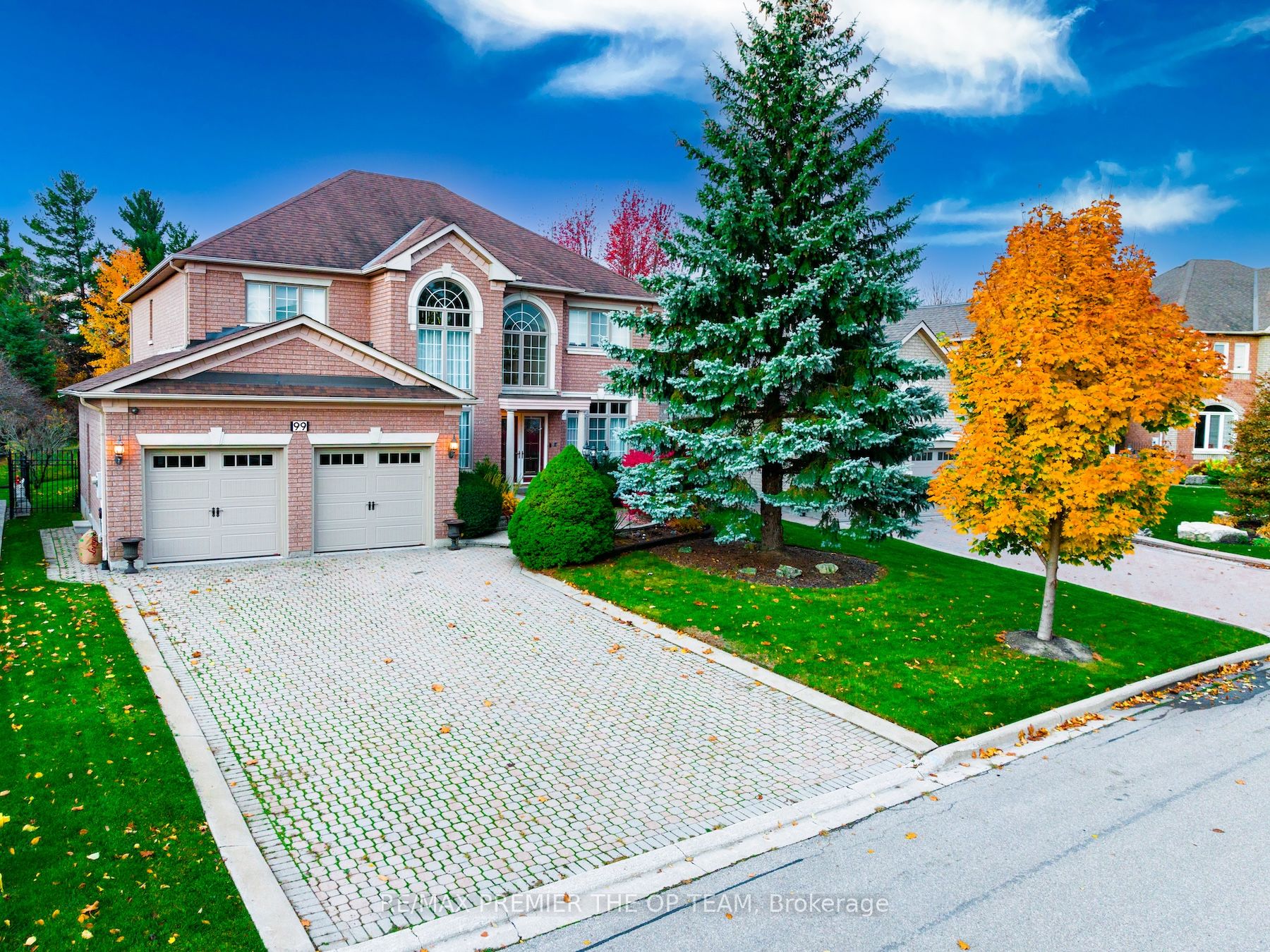 99 Gidleigh Park Cres