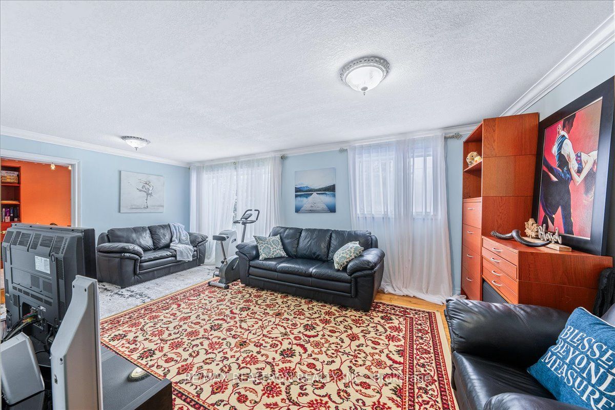 56 Brentwood Road