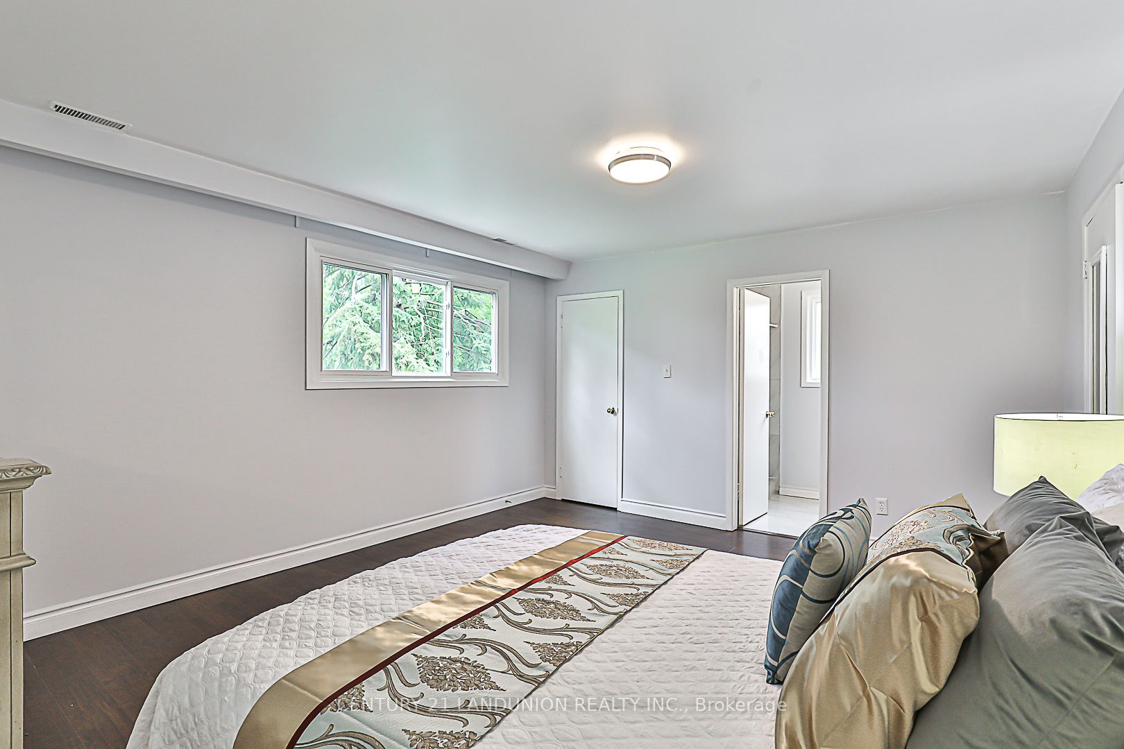 39 Ferrah St