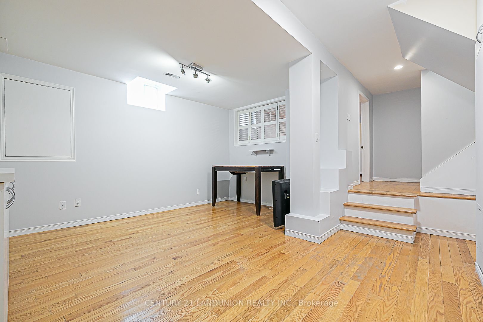 39 Ferrah St