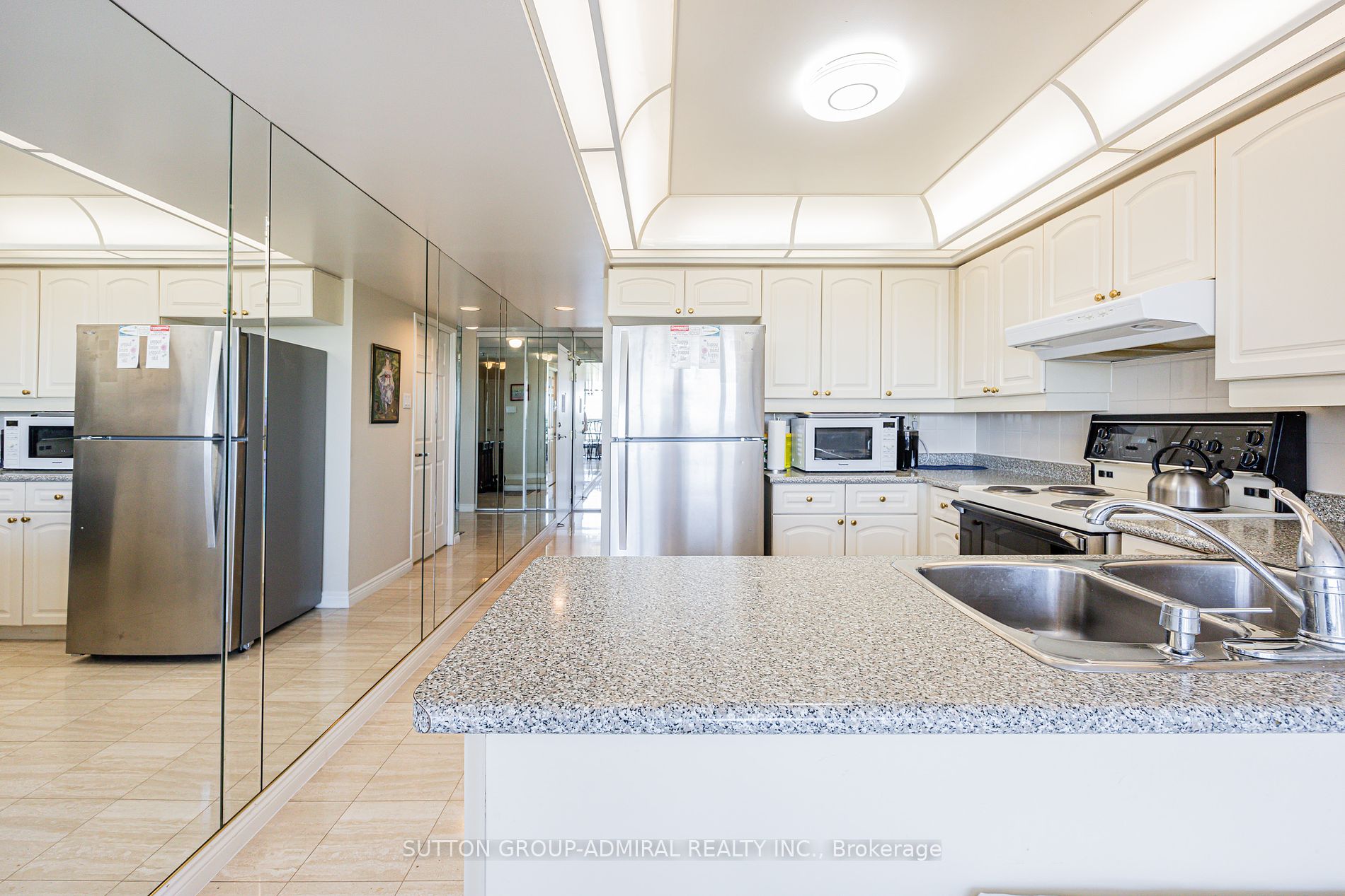 1 Clark Ave W, #1604