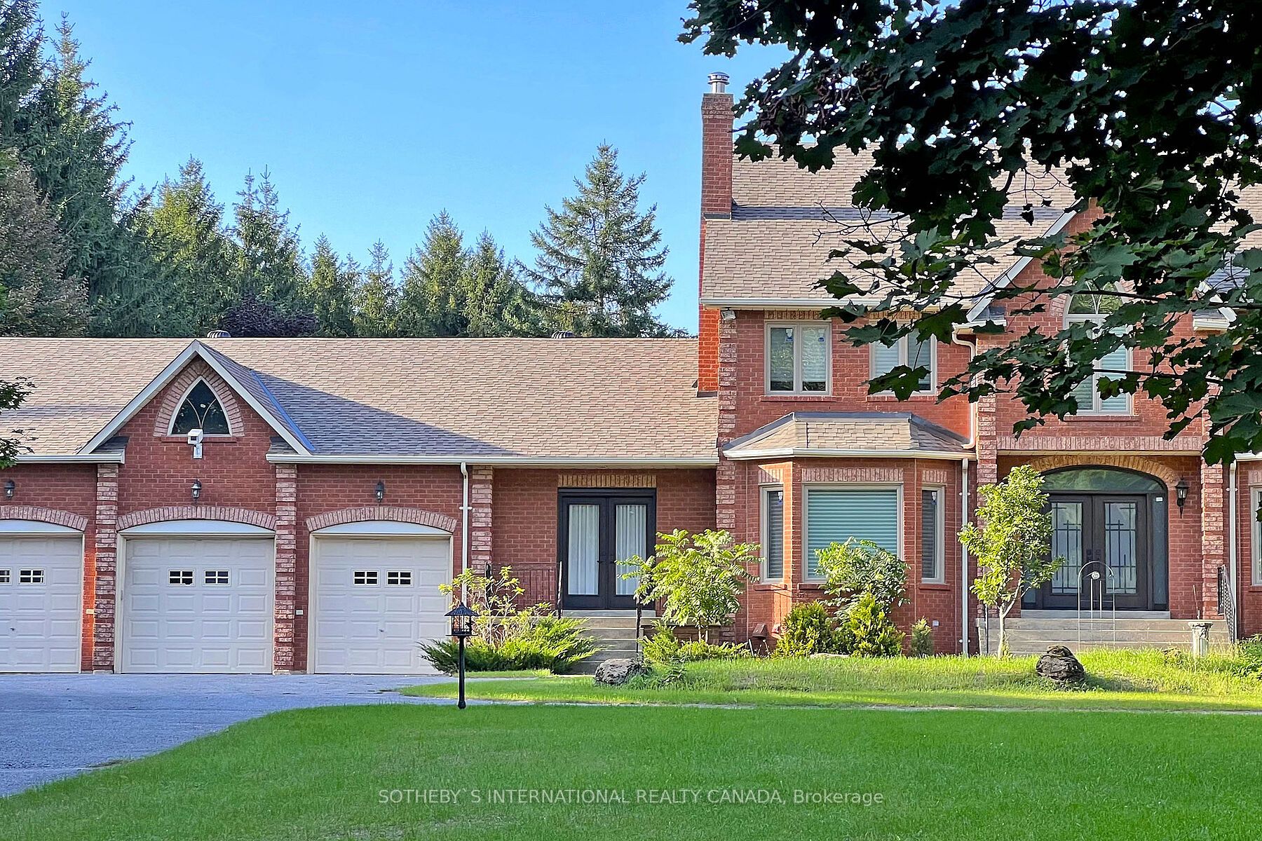 452 Feasby Rd