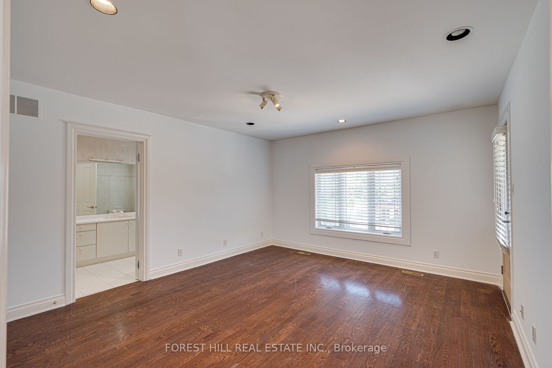 166 Arnold Avenue