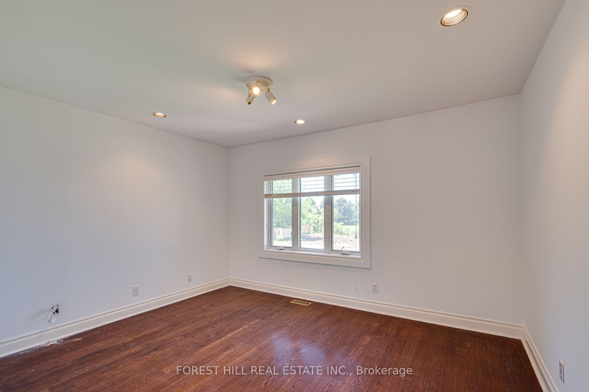 166 Arnold Avenue