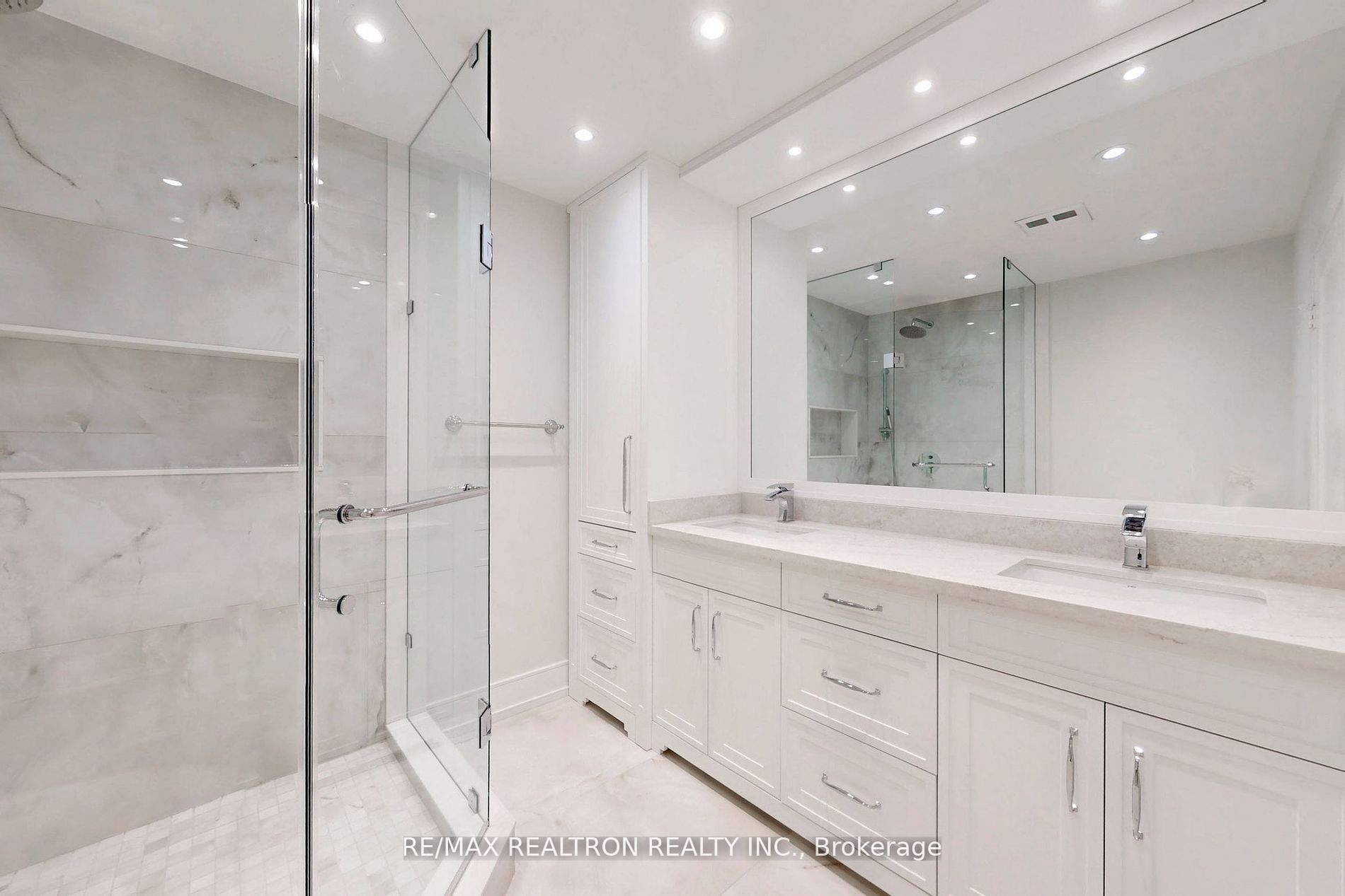110 Promenade Circ, #1709