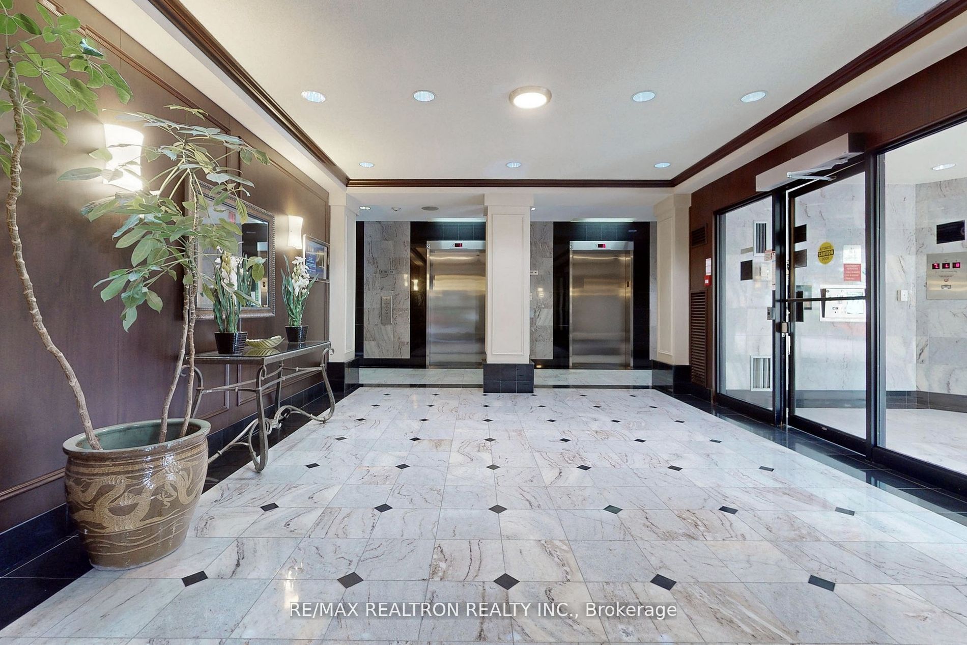 110 Promenade Circ, #1709