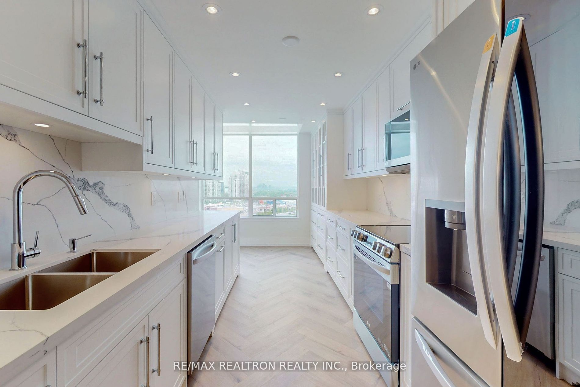 110 Promenade Circ, #1709