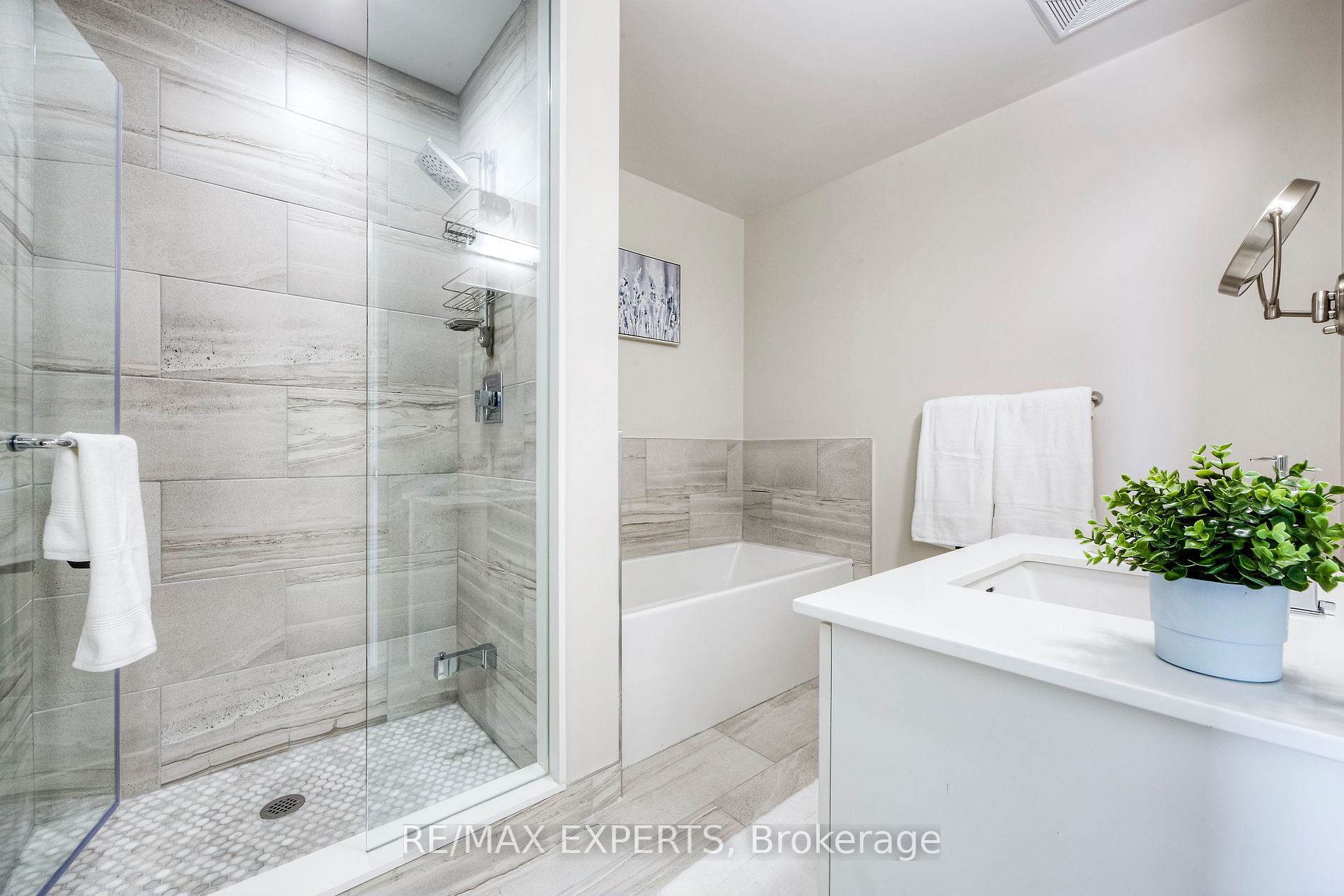 241 Sea Ray Ave, #A303