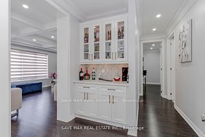811 Green St