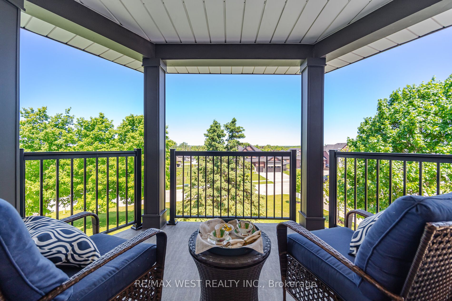 7 Stewart Crescent