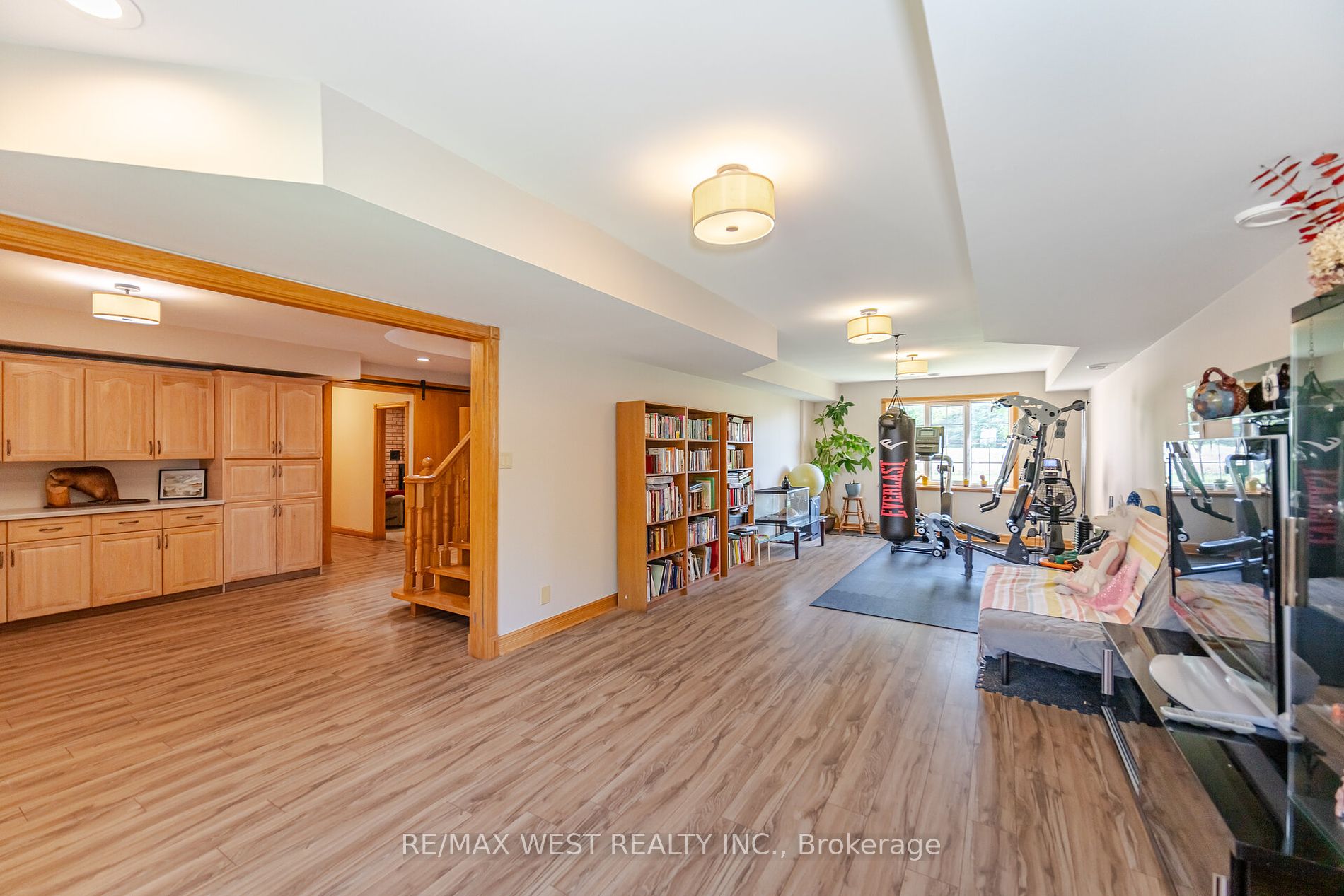 7 Stewart Crescent