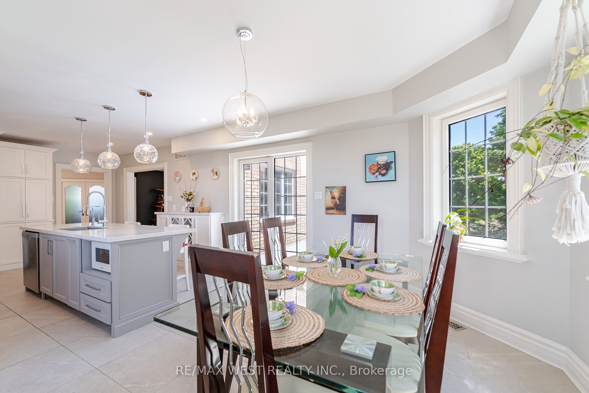 7 Stewart Crescent