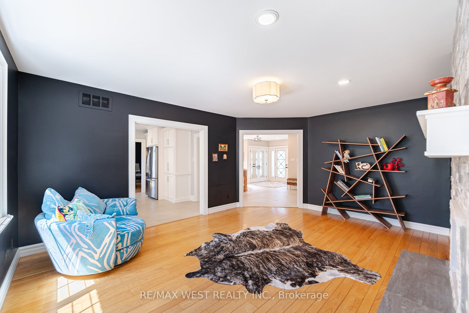 7 Stewart Crescent