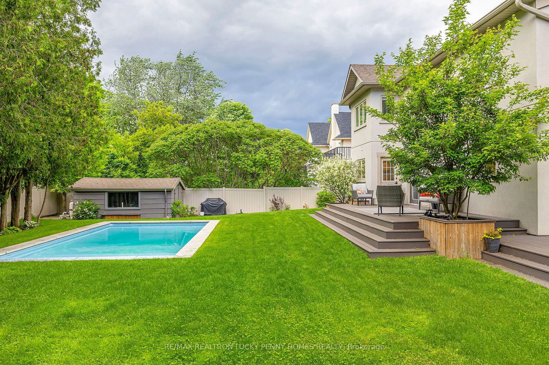 2 Campbell Crt