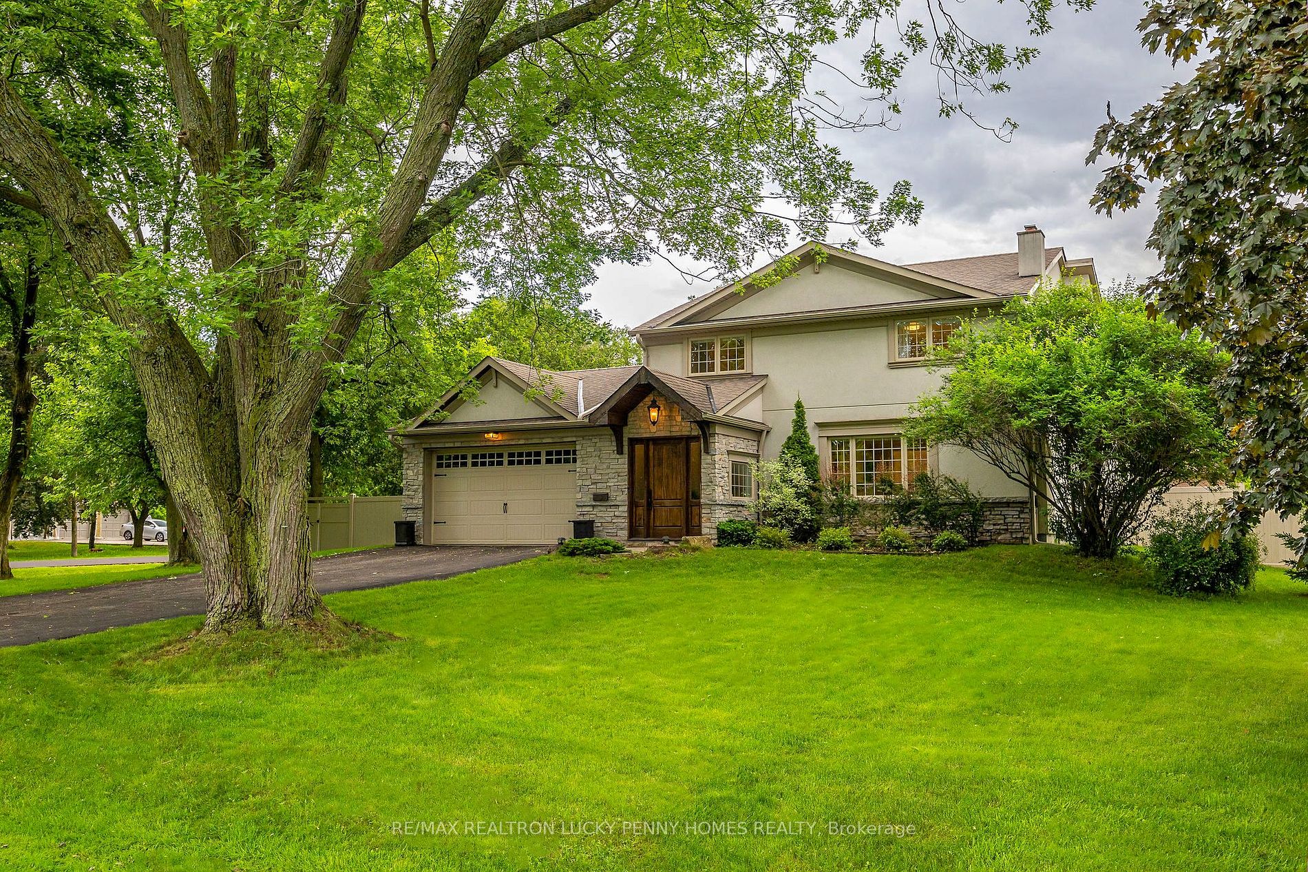 2 Campbell Crt