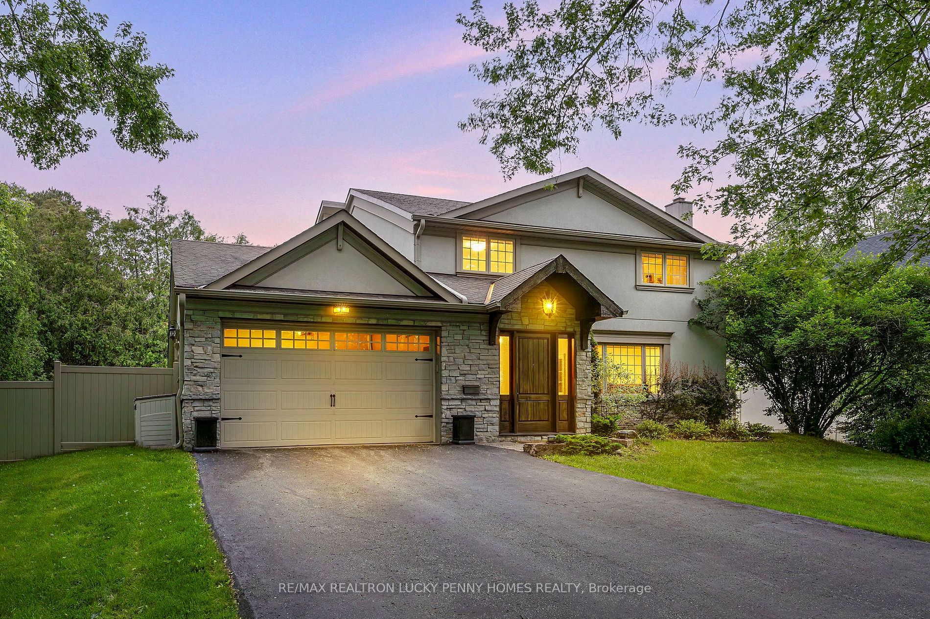 2 Campbell Crt