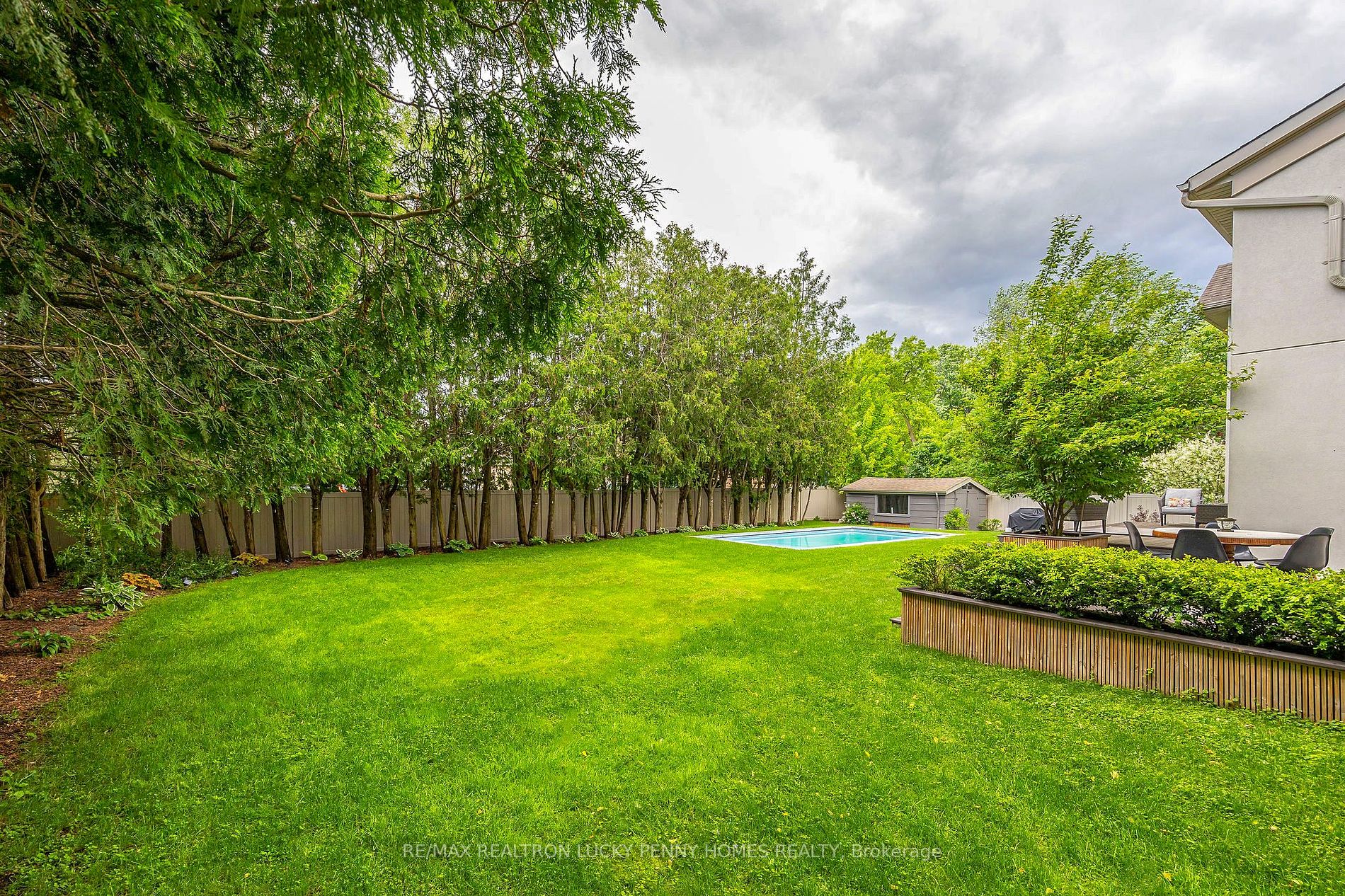 2 Campbell Crt