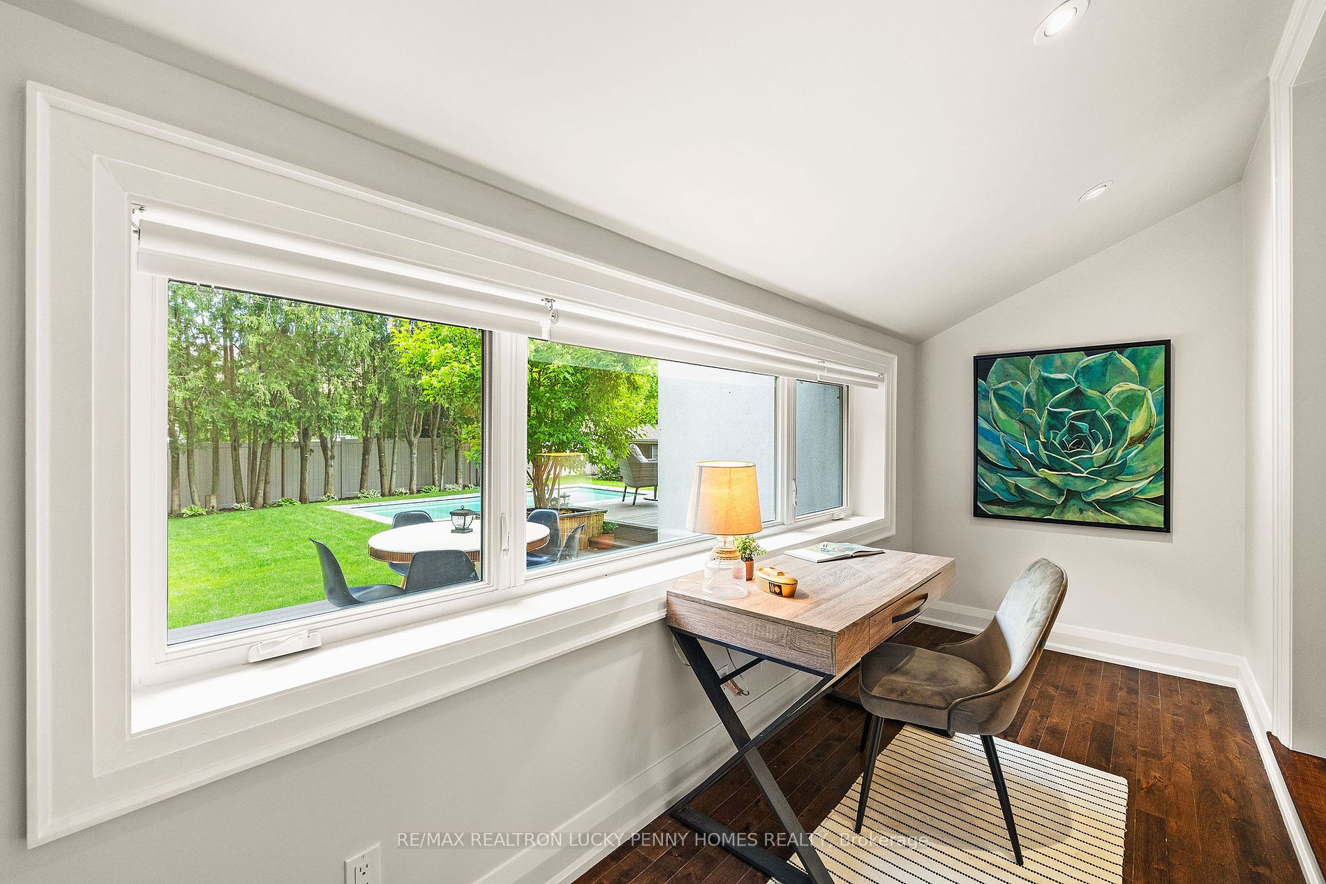 2 Campbell Crt