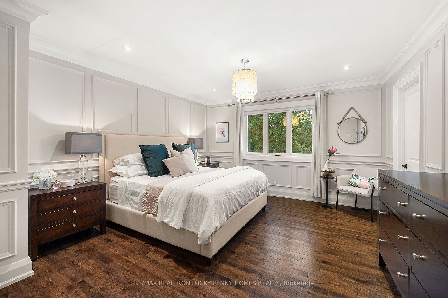 2 Campbell Crt