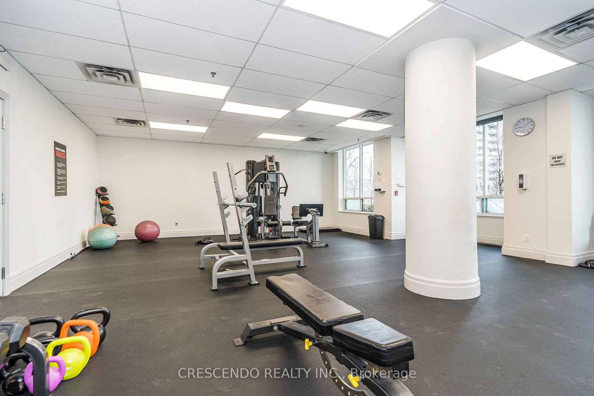 39 Oneida Cres, #813
